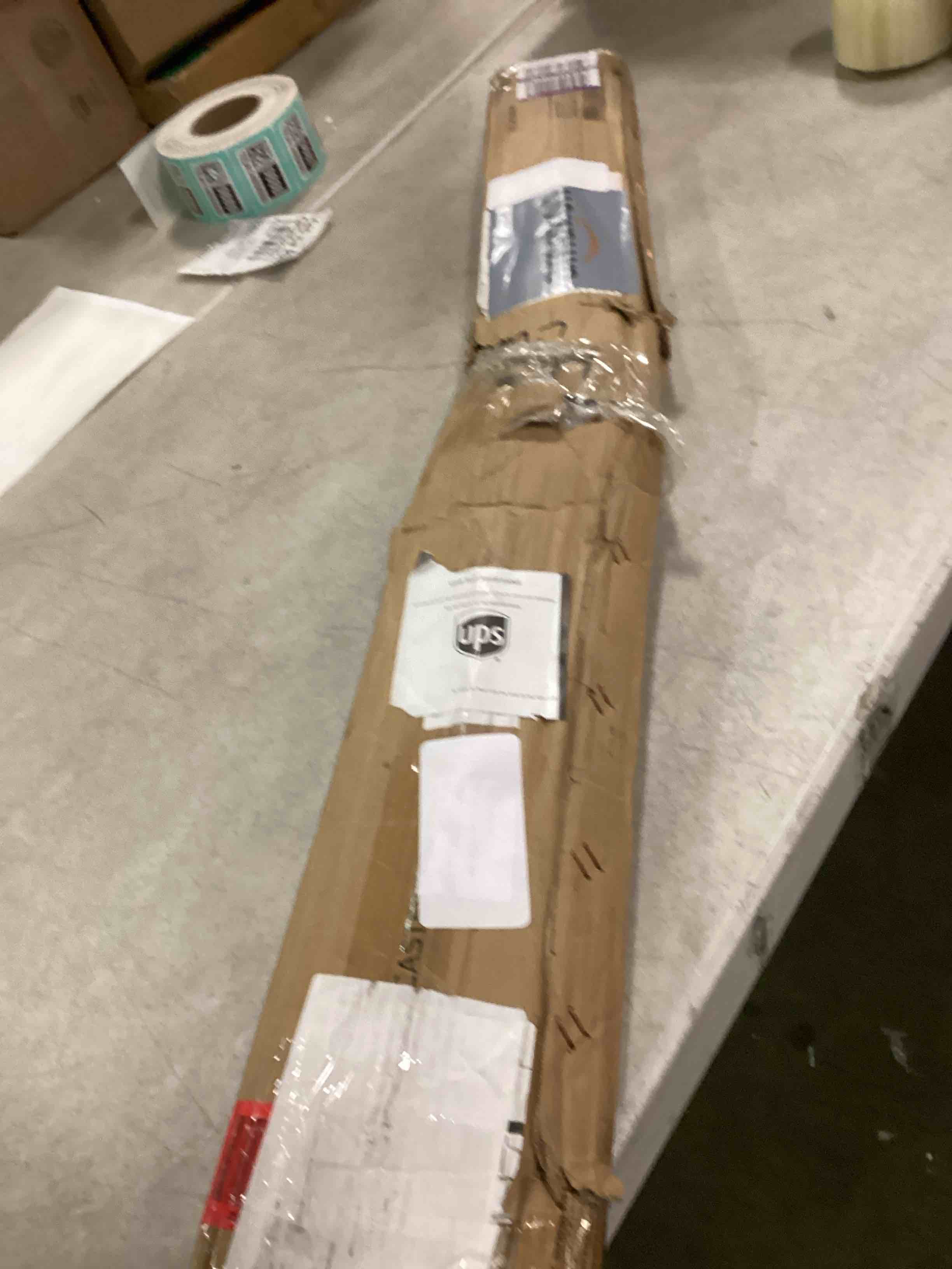 https://s3.amazonaws.com/lotting-images-prod/bidfta/GRA1870036_1734622020770.jpeg