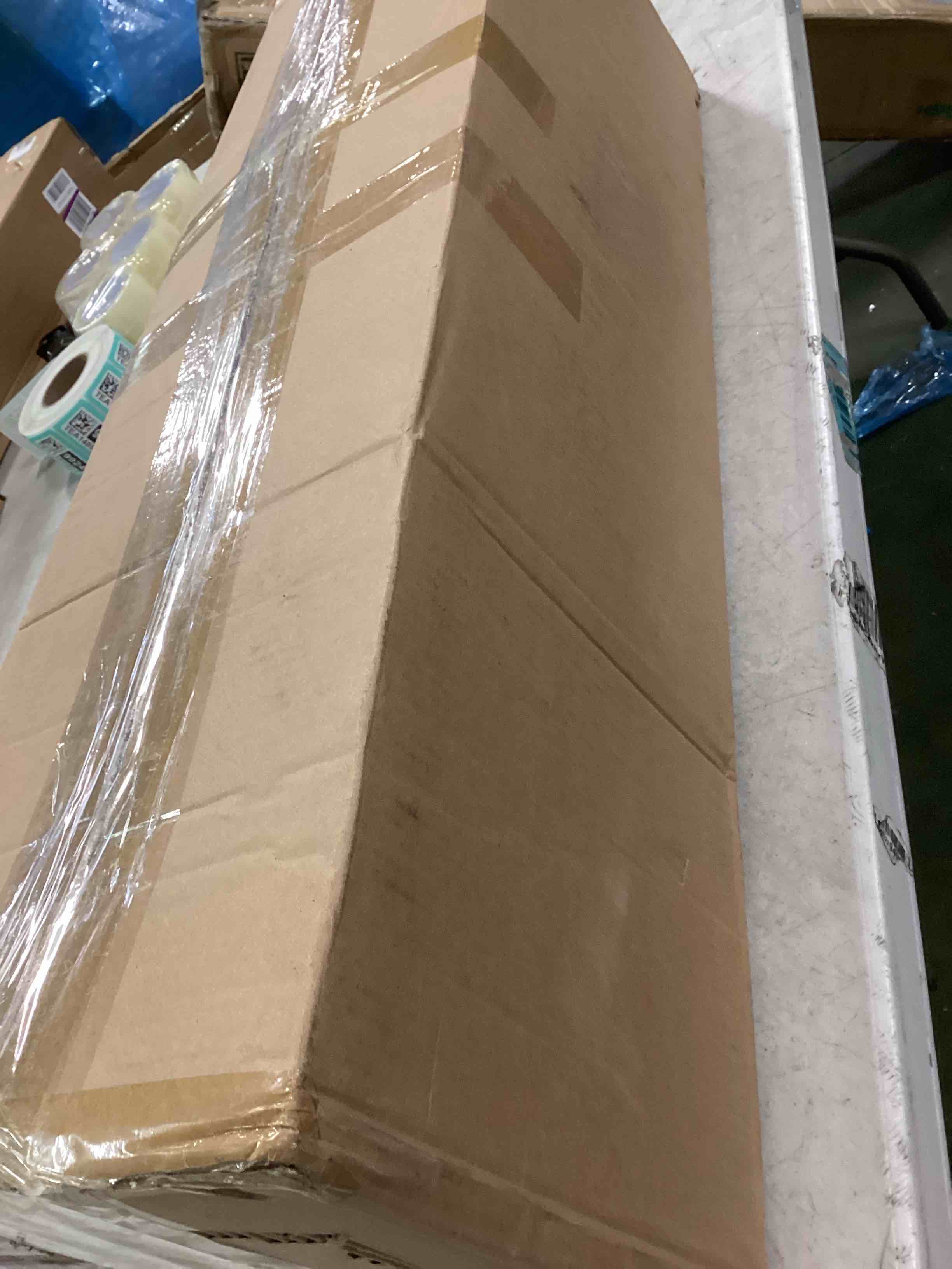 https://s3.amazonaws.com/lotting-images-prod/bidfta/GRA1870081_1734633368968.jpeg
