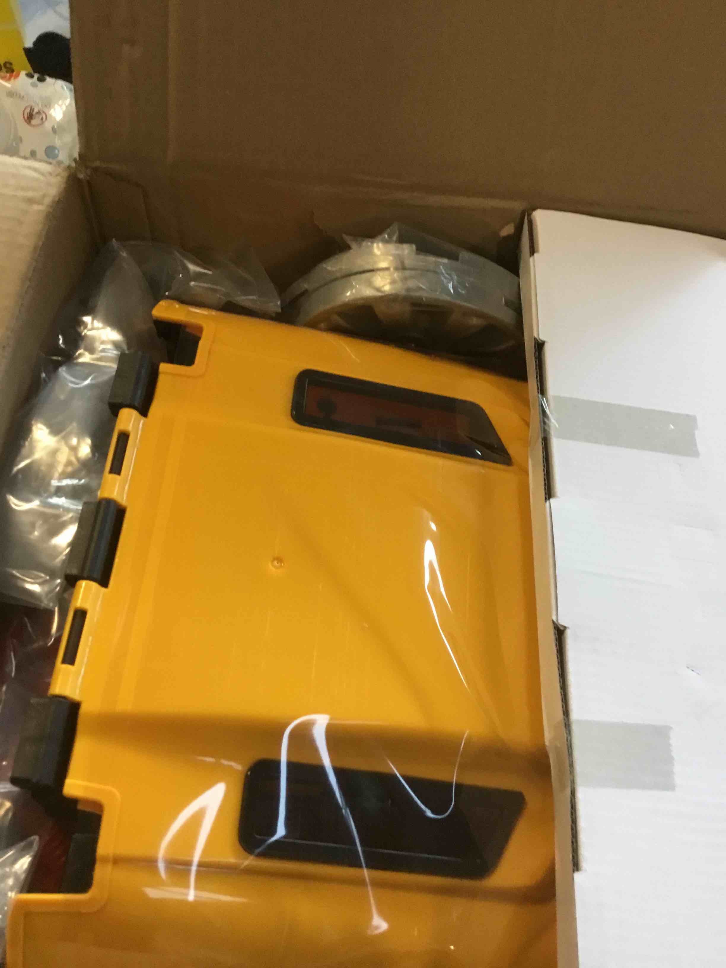 https://s3.amazonaws.com/lotting-images-prod/bidfta/GRA1870954_1737121228329.jpeg