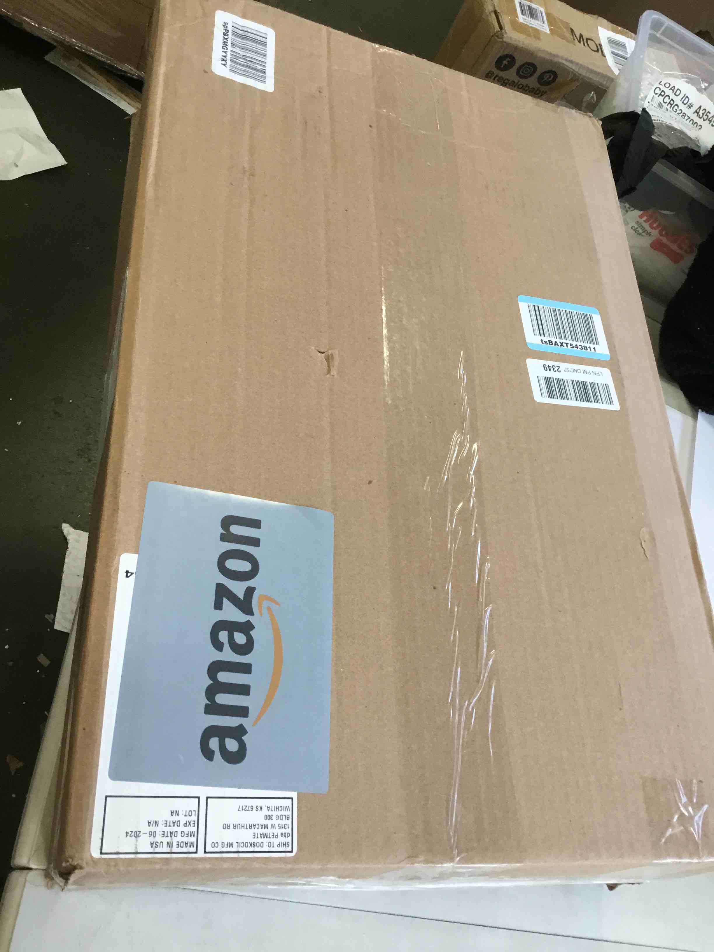 https://s3.amazonaws.com/lotting-images-prod/bidfta/GRA1871363_1737403215905.jpeg