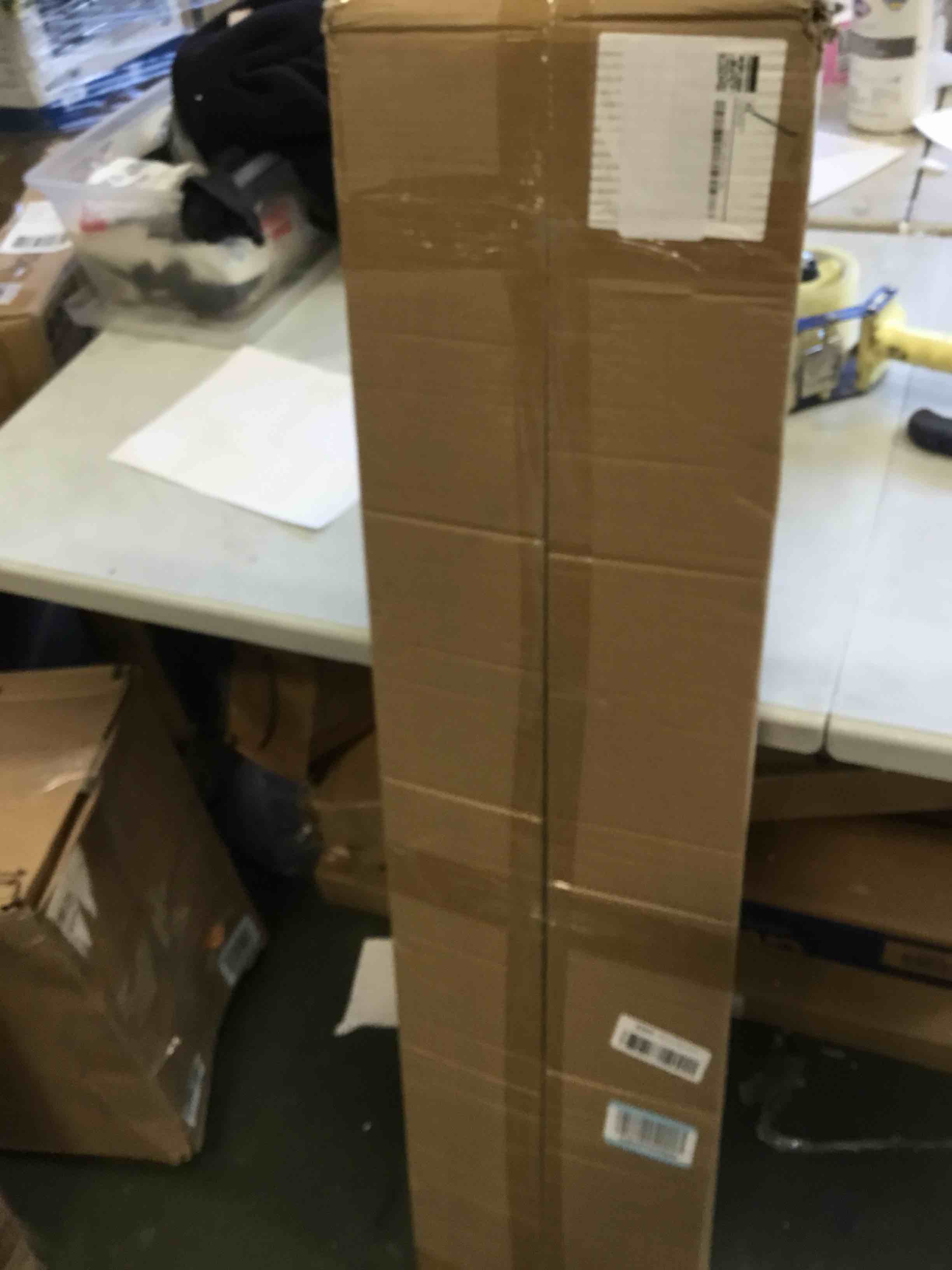 https://s3.amazonaws.com/lotting-images-prod/bidfta/GRA1871399_1737406998520.jpeg
