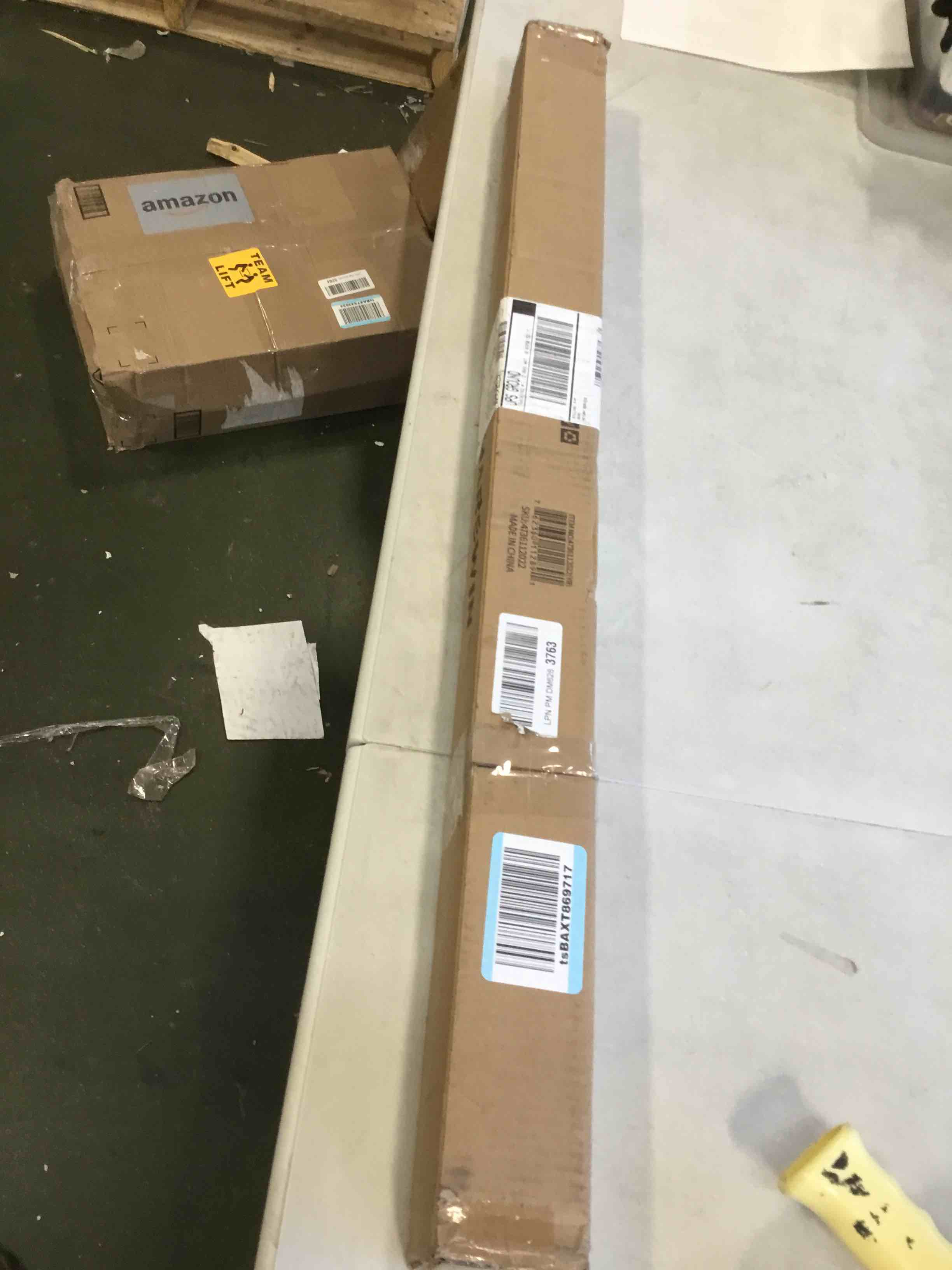https://s3.amazonaws.com/lotting-images-prod/bidfta/GRA1871406_1737407763446.jpeg