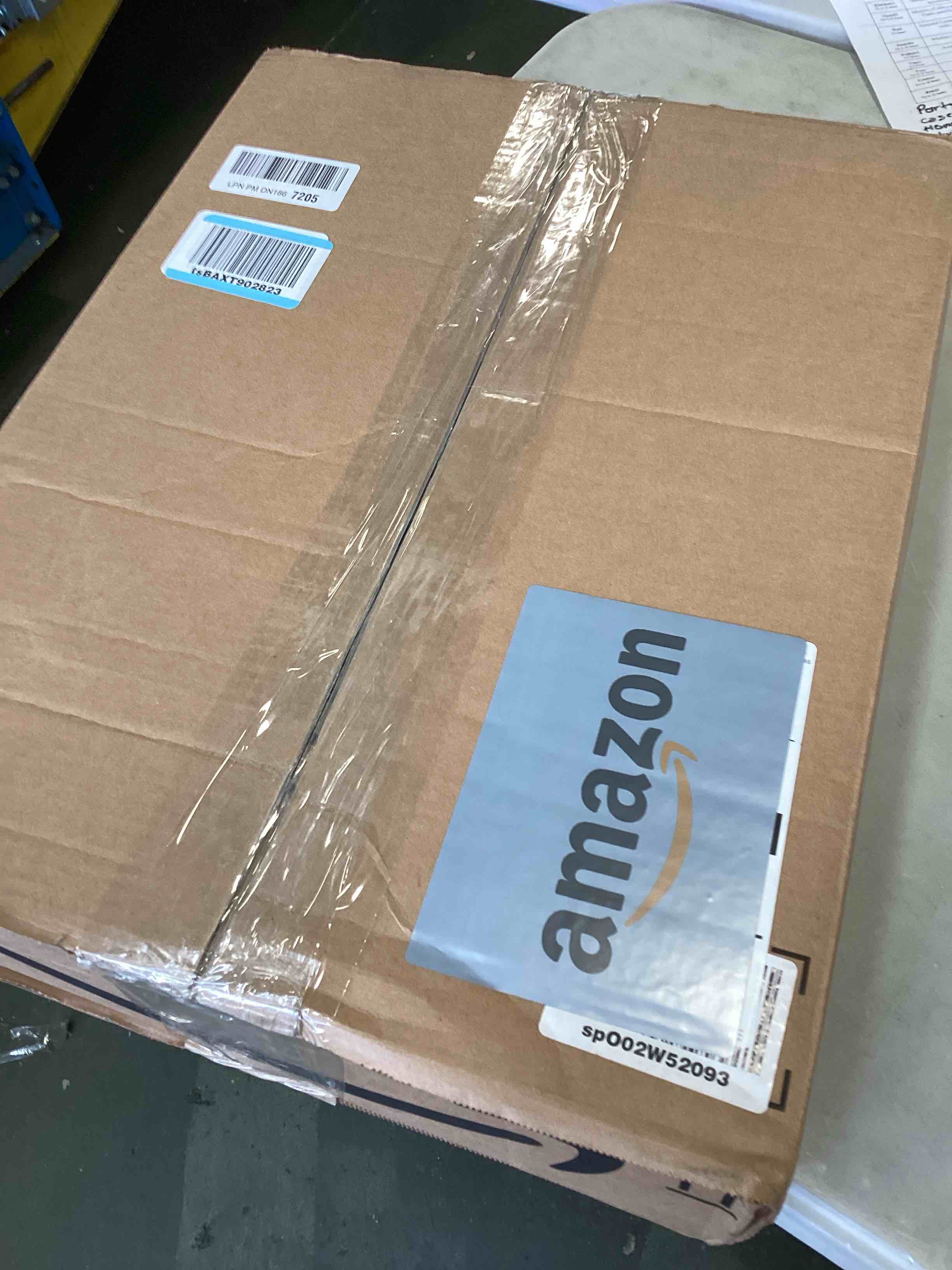 https://s3.amazonaws.com/lotting-images-prod/bidfta/GRA1872178_1738087057688.jpeg