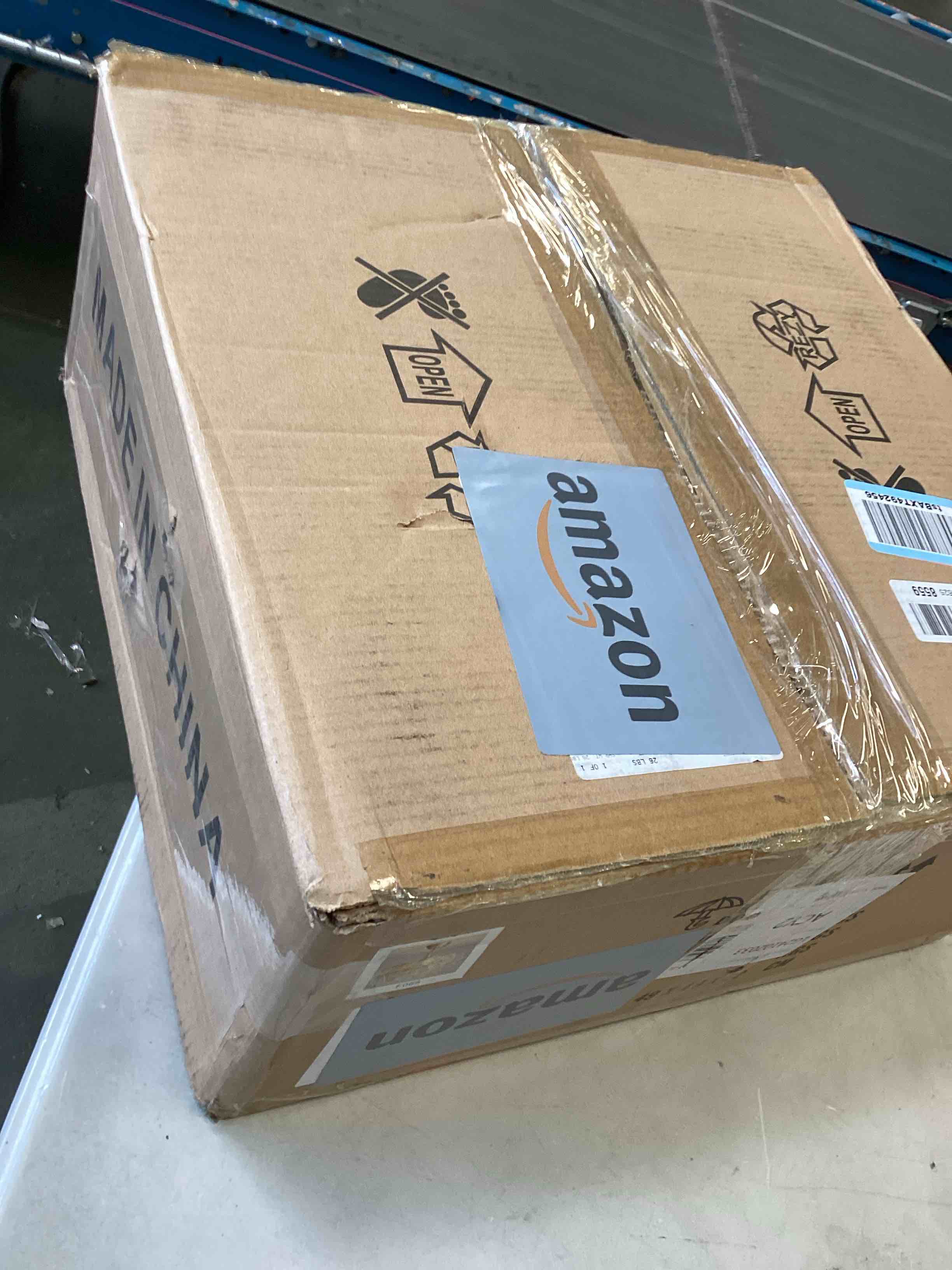 https://s3.amazonaws.com/lotting-images-prod/bidfta/GRA1872189_1738088254977.jpeg