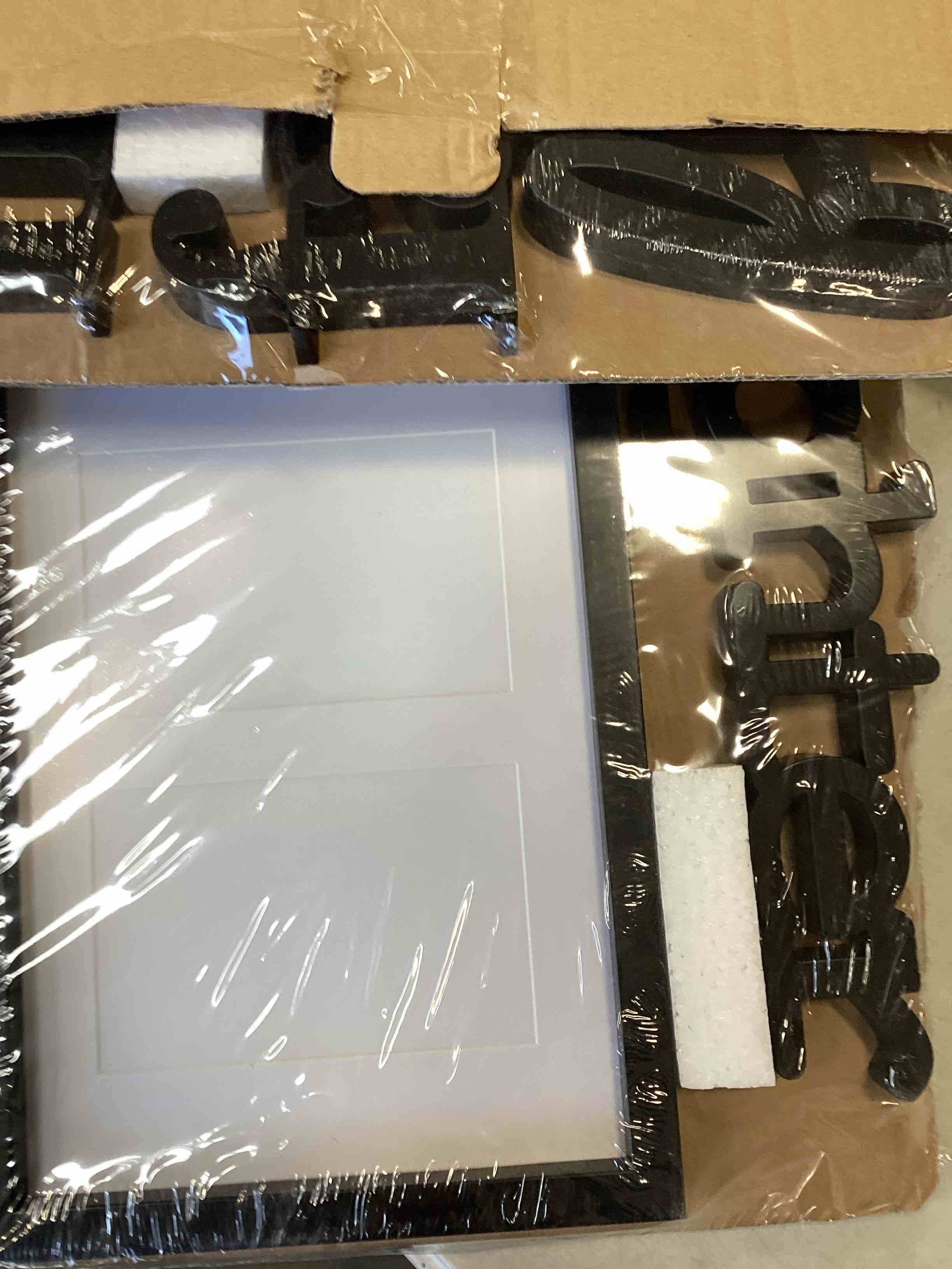 https://s3.amazonaws.com/lotting-images-prod/bidfta/GRA1872210_1738093569253.jpeg