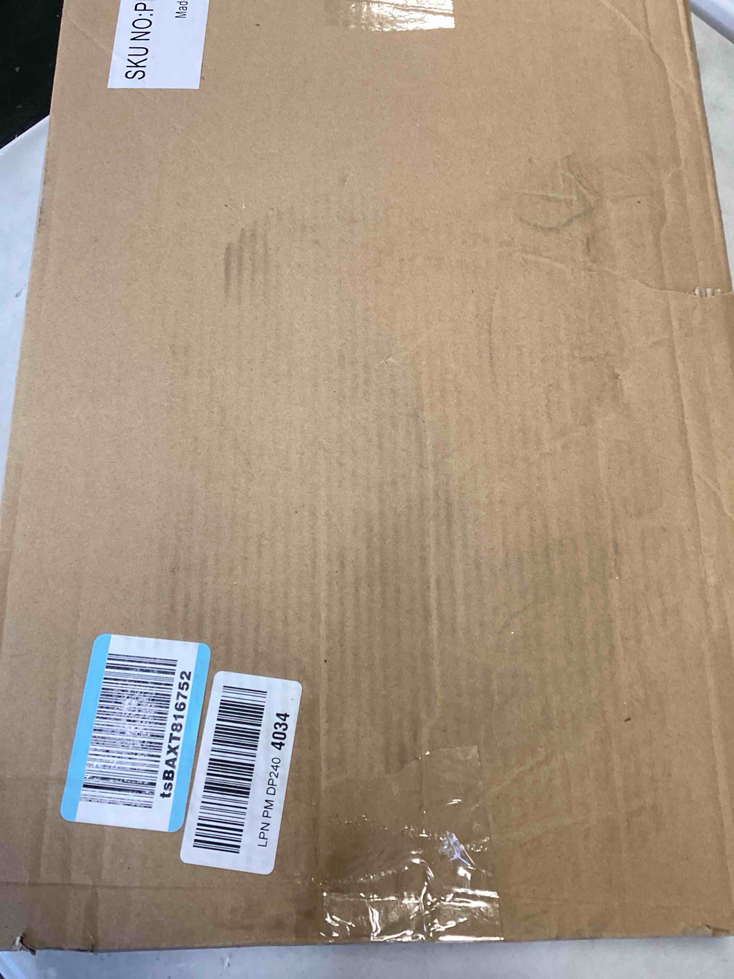 https://s3.amazonaws.com/lotting-images-prod/bidfta/GRA1872210_1738093585459.jpeg