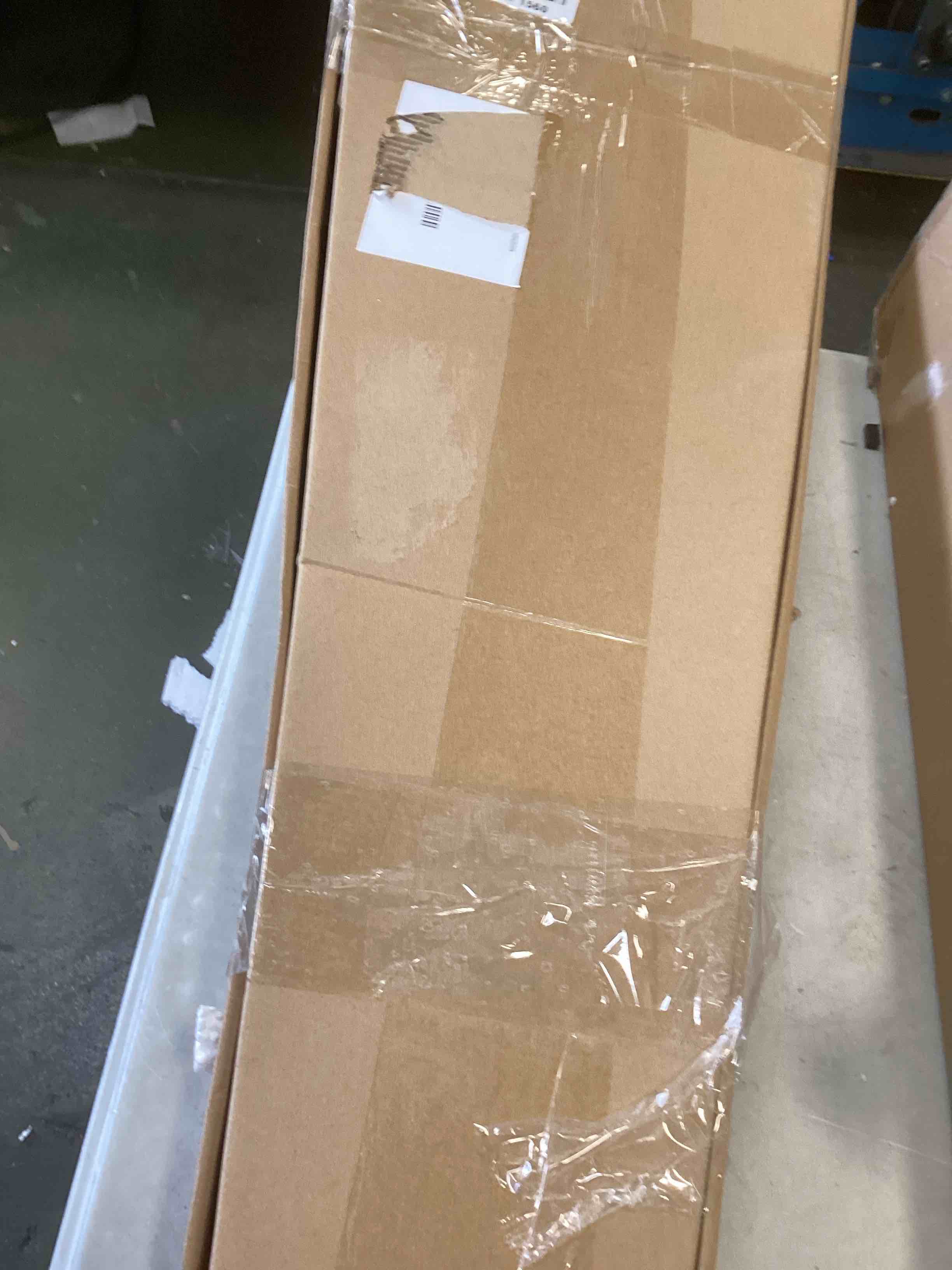 https://s3.amazonaws.com/lotting-images-prod/bidfta/GRA1872325_1738174743990.jpeg