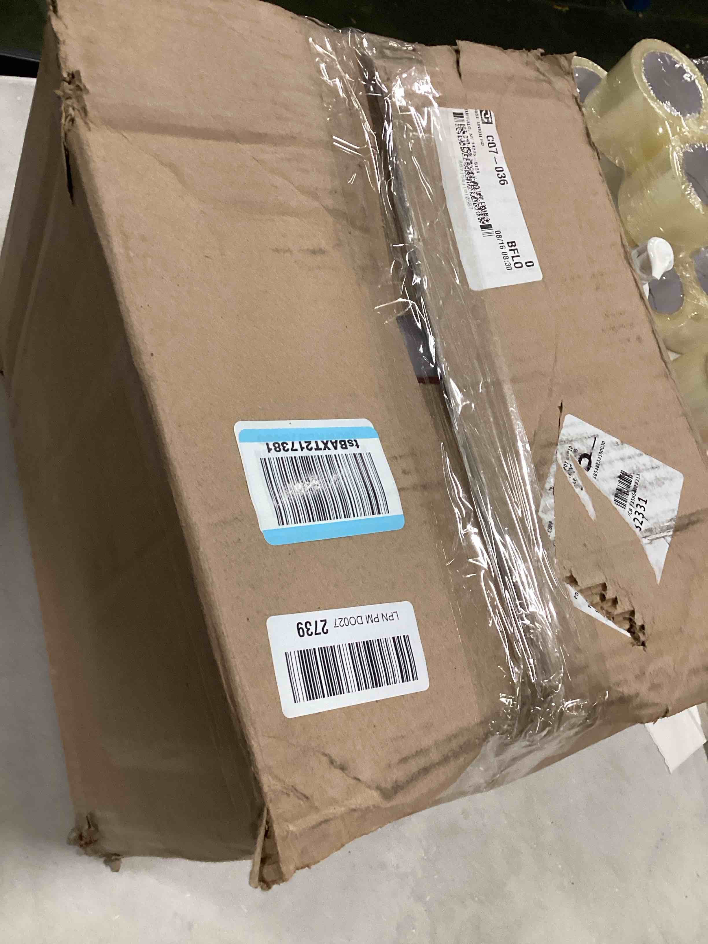 https://s3.amazonaws.com/lotting-images-prod/bidfta/GRA1872539_1738328694428.jpeg
