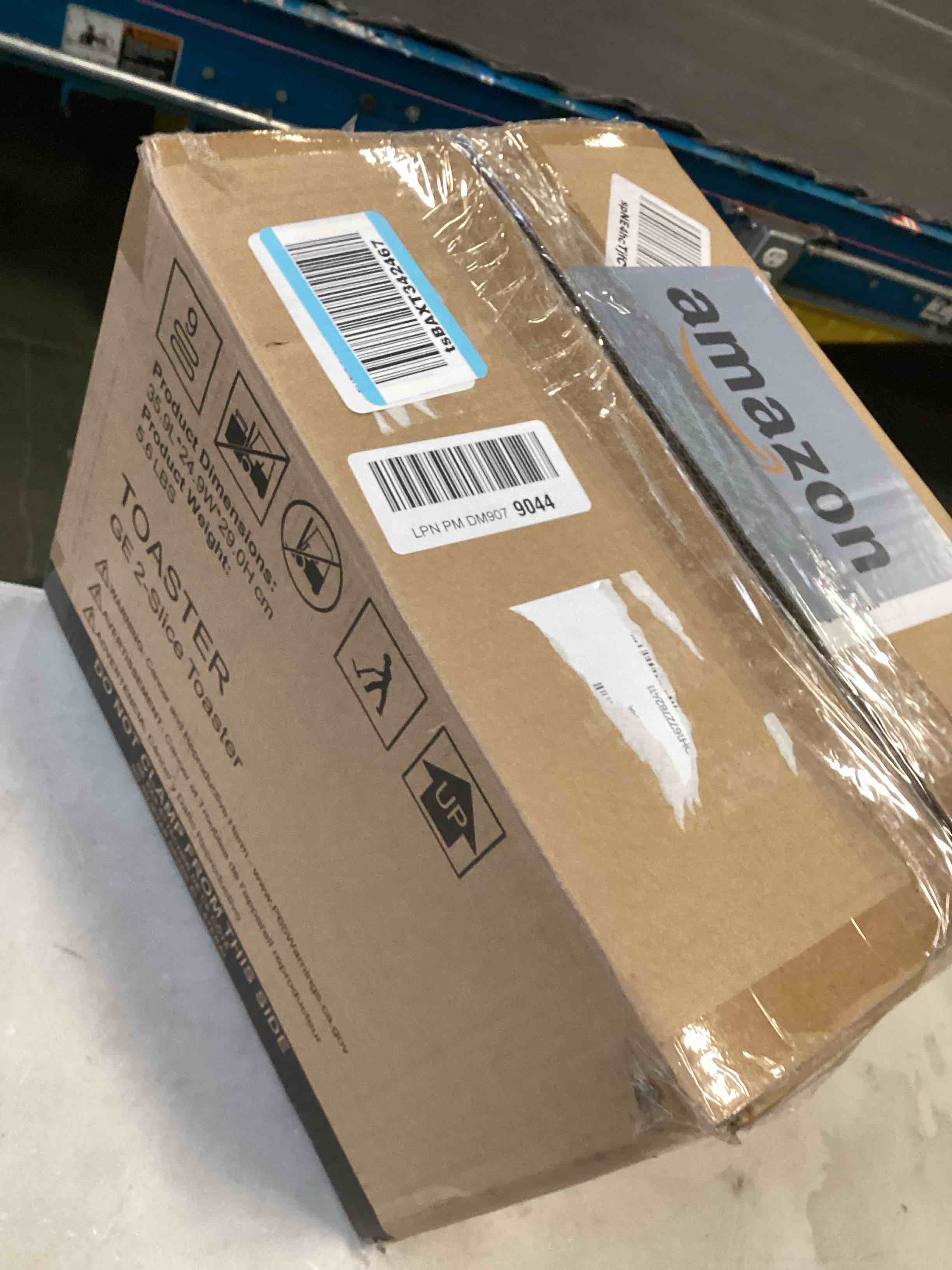 https://s3.amazonaws.com/lotting-images-prod/bidfta/GRA1872591_1738345957267.jpeg