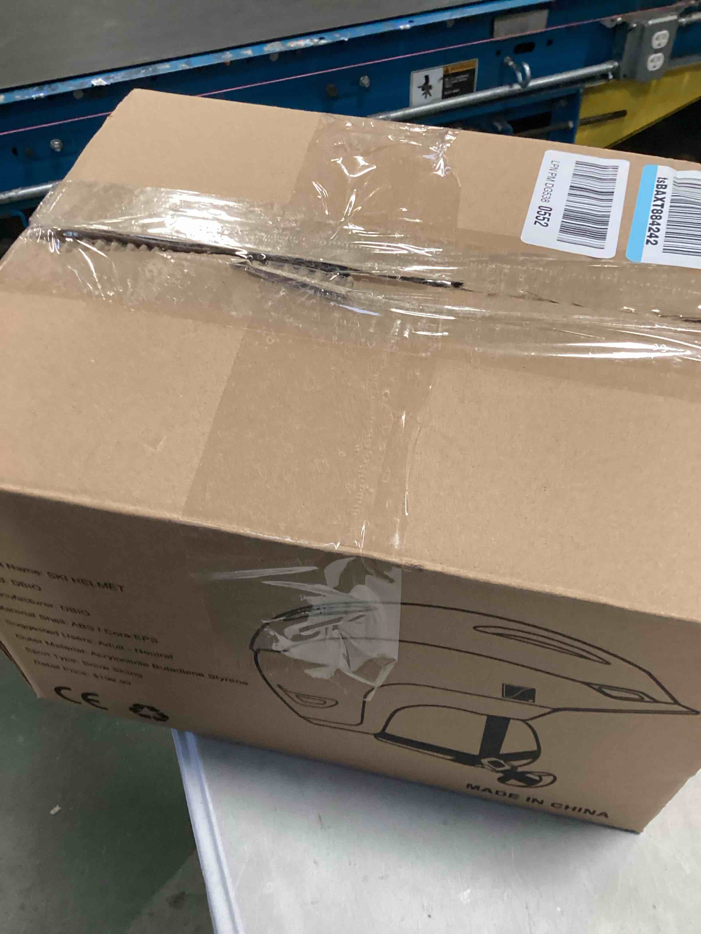 https://s3.amazonaws.com/lotting-images-prod/bidfta/GRA1872894_1738764559174.jpeg