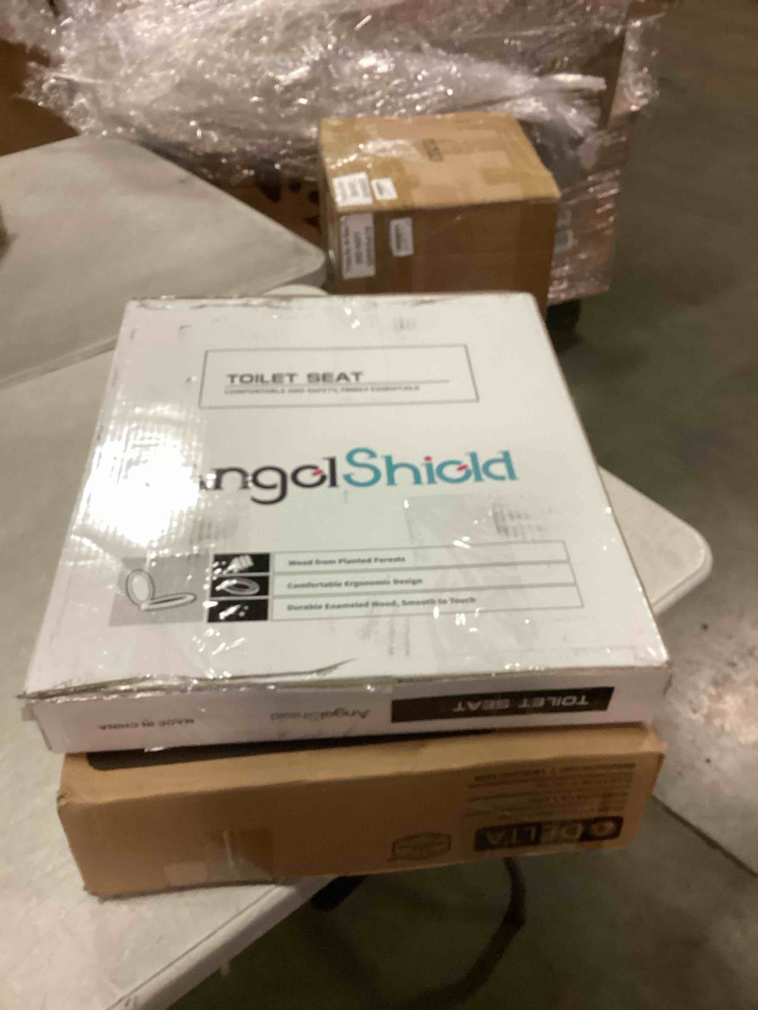 https://s3.amazonaws.com/lotting-images-prod/bidfta/GRA1873600_1736253629275.jpeg