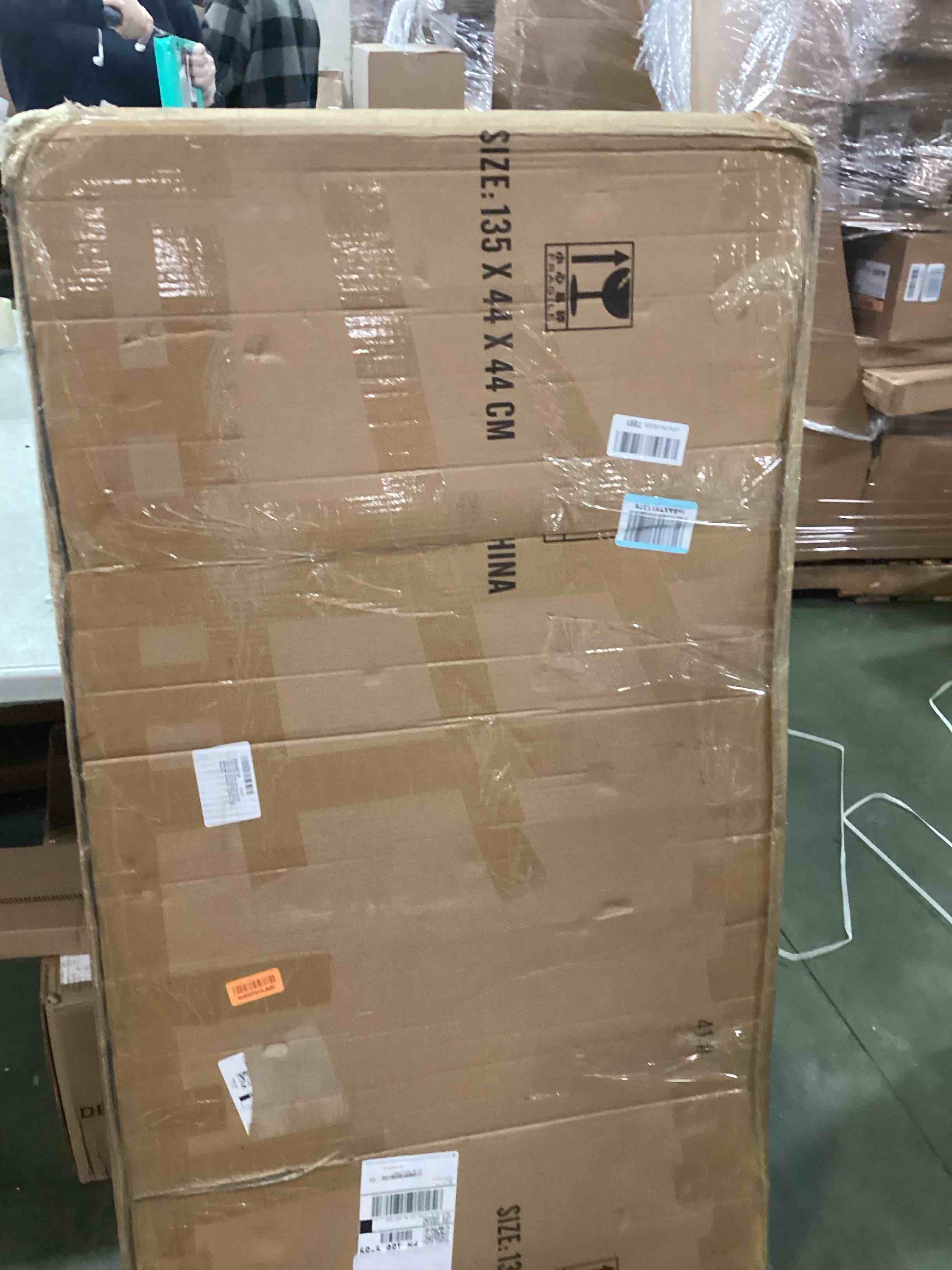 https://s3.amazonaws.com/lotting-images-prod/bidfta/GRA1873721_1736432260298.jpeg
