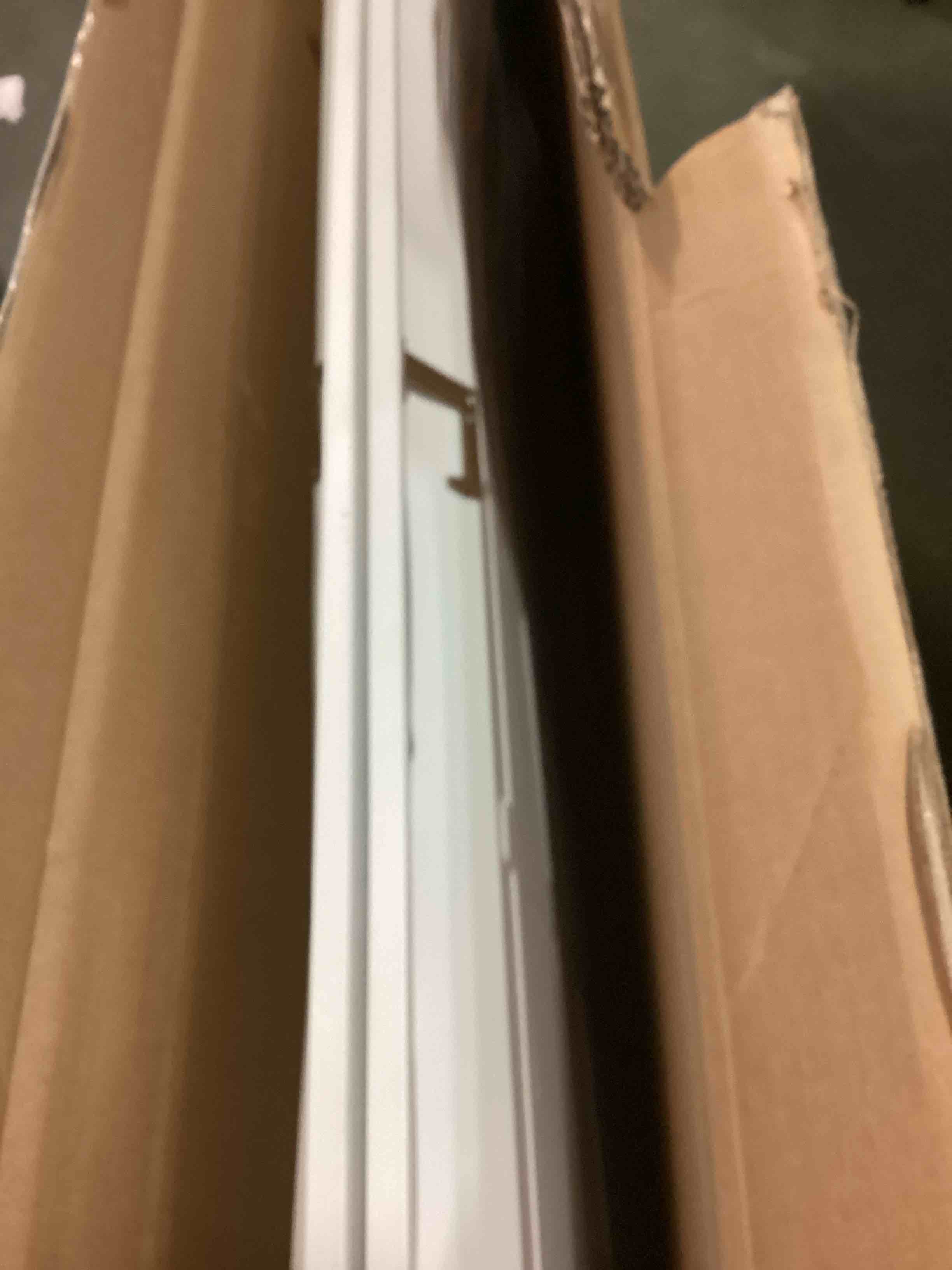 https://s3.amazonaws.com/lotting-images-prod/bidfta/GRA1873830_1736454308477.jpeg