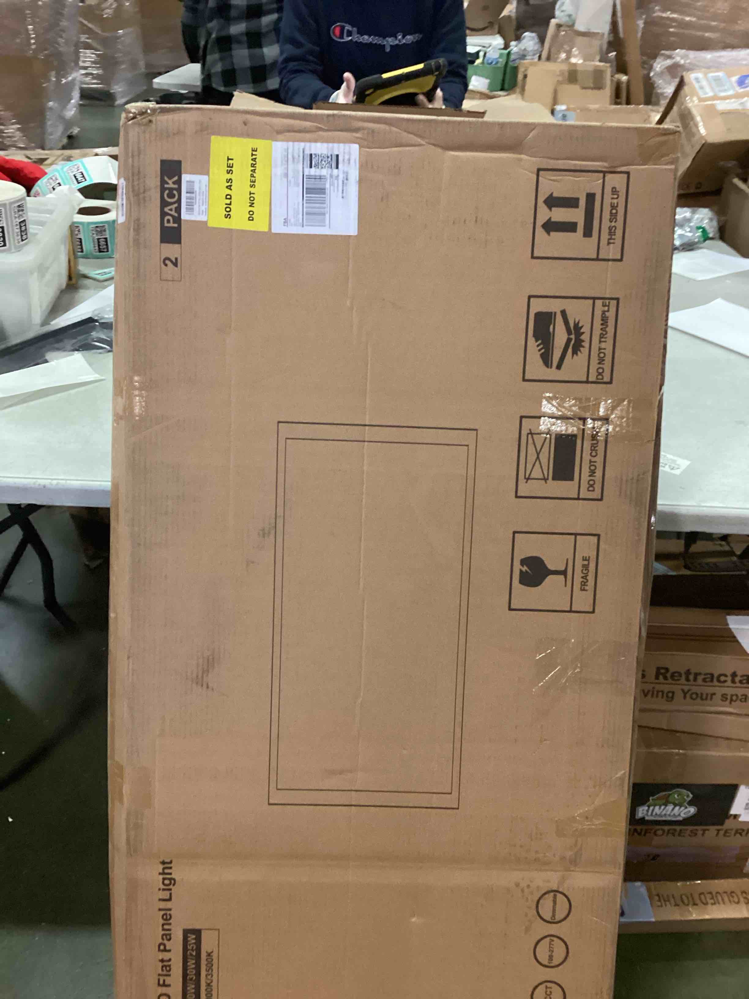 https://s3.amazonaws.com/lotting-images-prod/bidfta/GRA1873830_1736454340785.jpeg