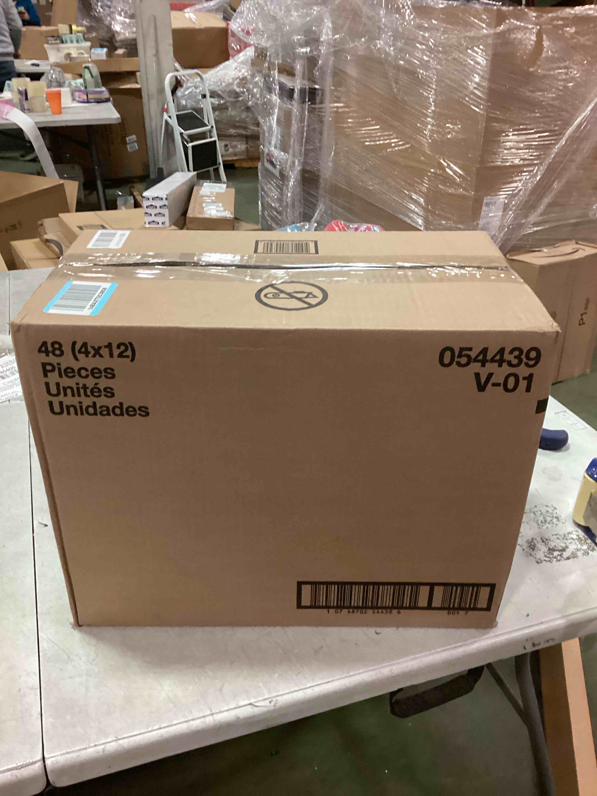 https://s3.amazonaws.com/lotting-images-prod/bidfta/GRA1874183_1736858563825.jpeg