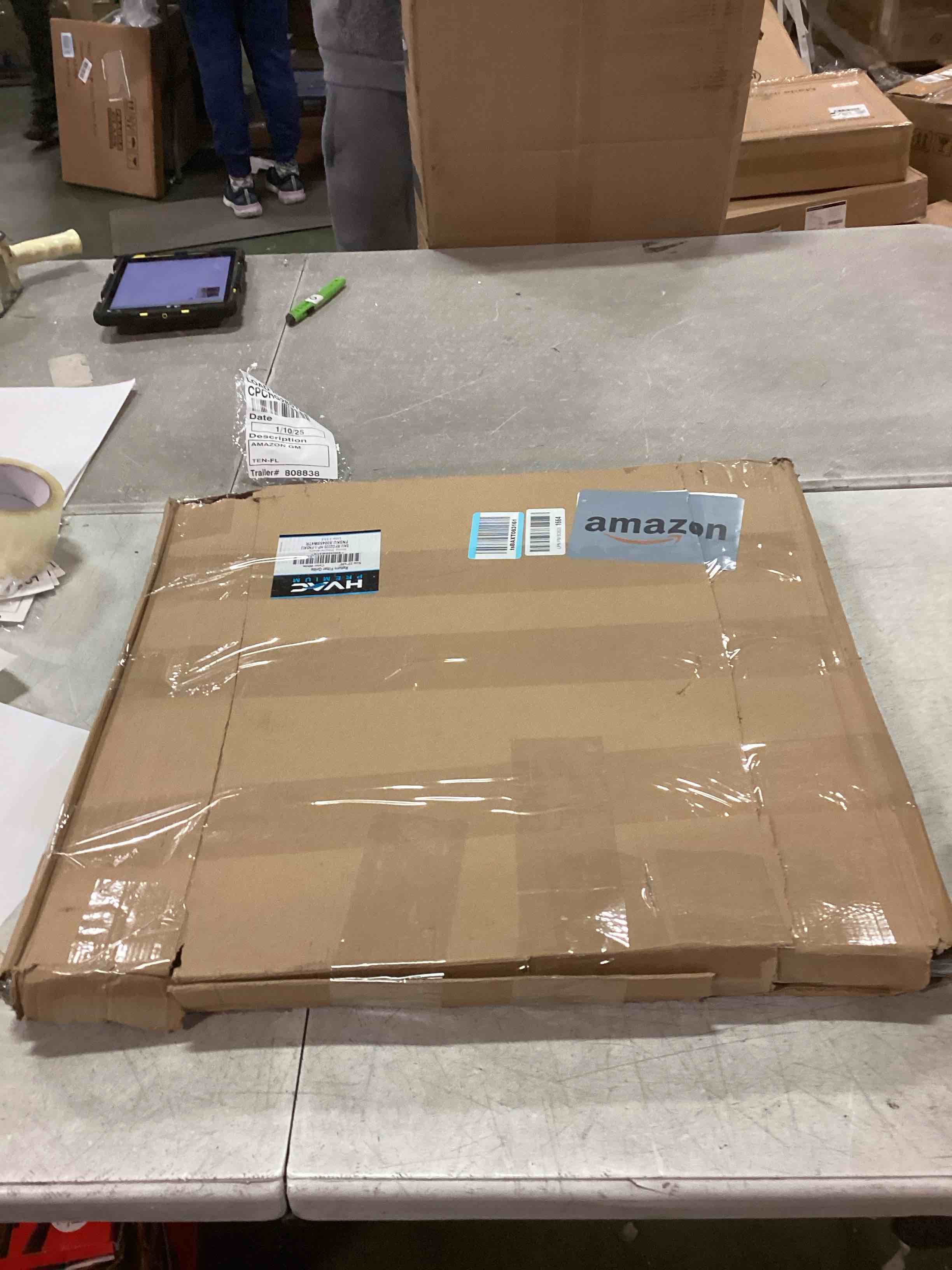 https://s3.amazonaws.com/lotting-images-prod/bidfta/GRA1874639_1736970855932.jpeg