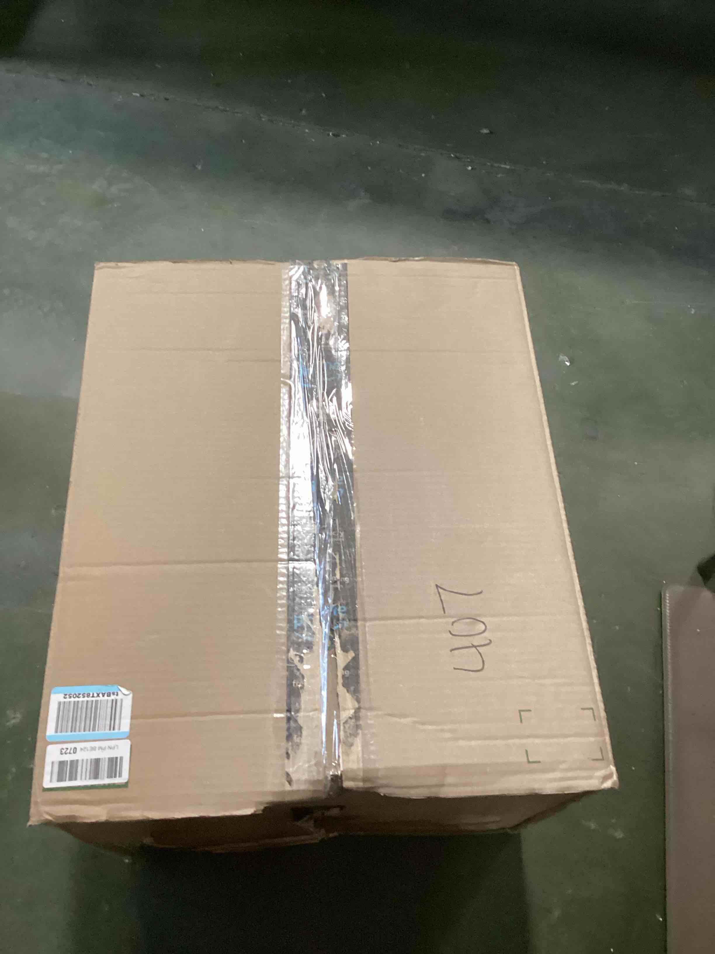 https://s3.amazonaws.com/lotting-images-prod/bidfta/GRA1874754_1737036109319.jpeg