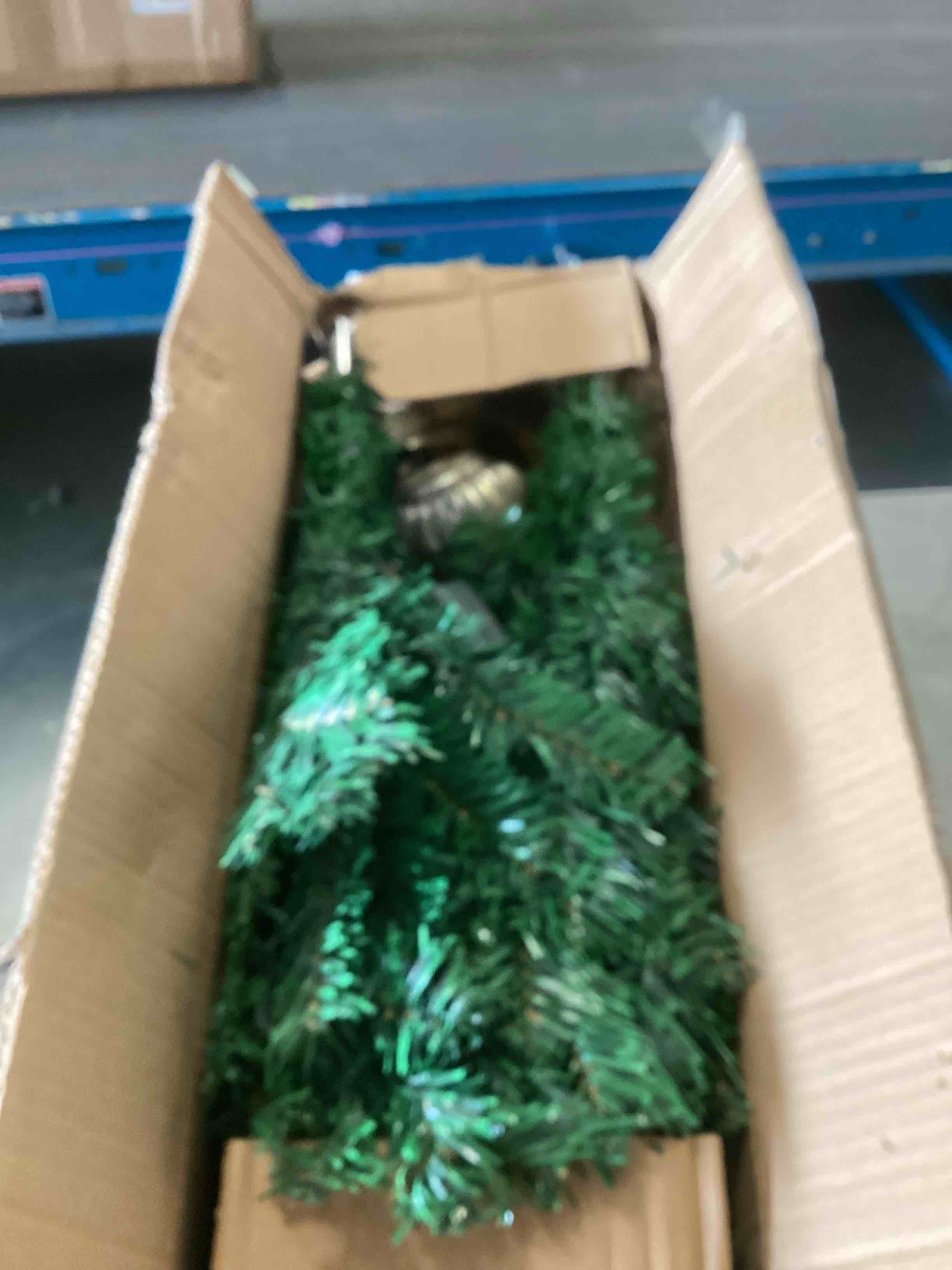 https://s3.amazonaws.com/lotting-images-prod/bidfta/GRA1874802_1737042199622.jpeg