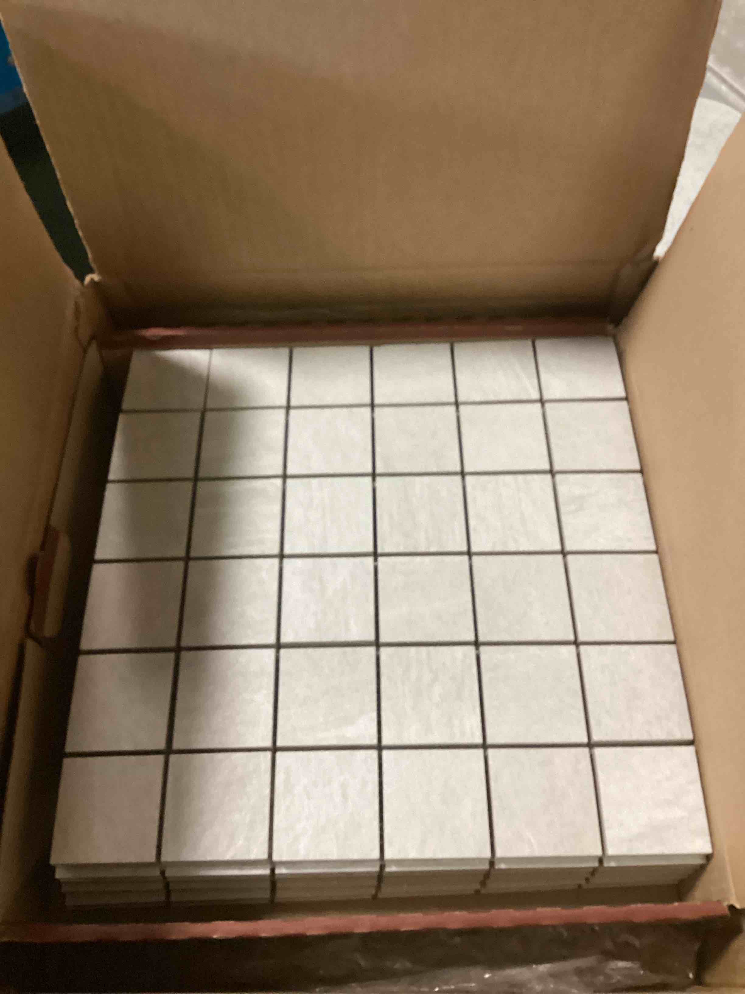 https://s3.amazonaws.com/lotting-images-prod/bidfta/GRA1875003_1737058195924.jpeg