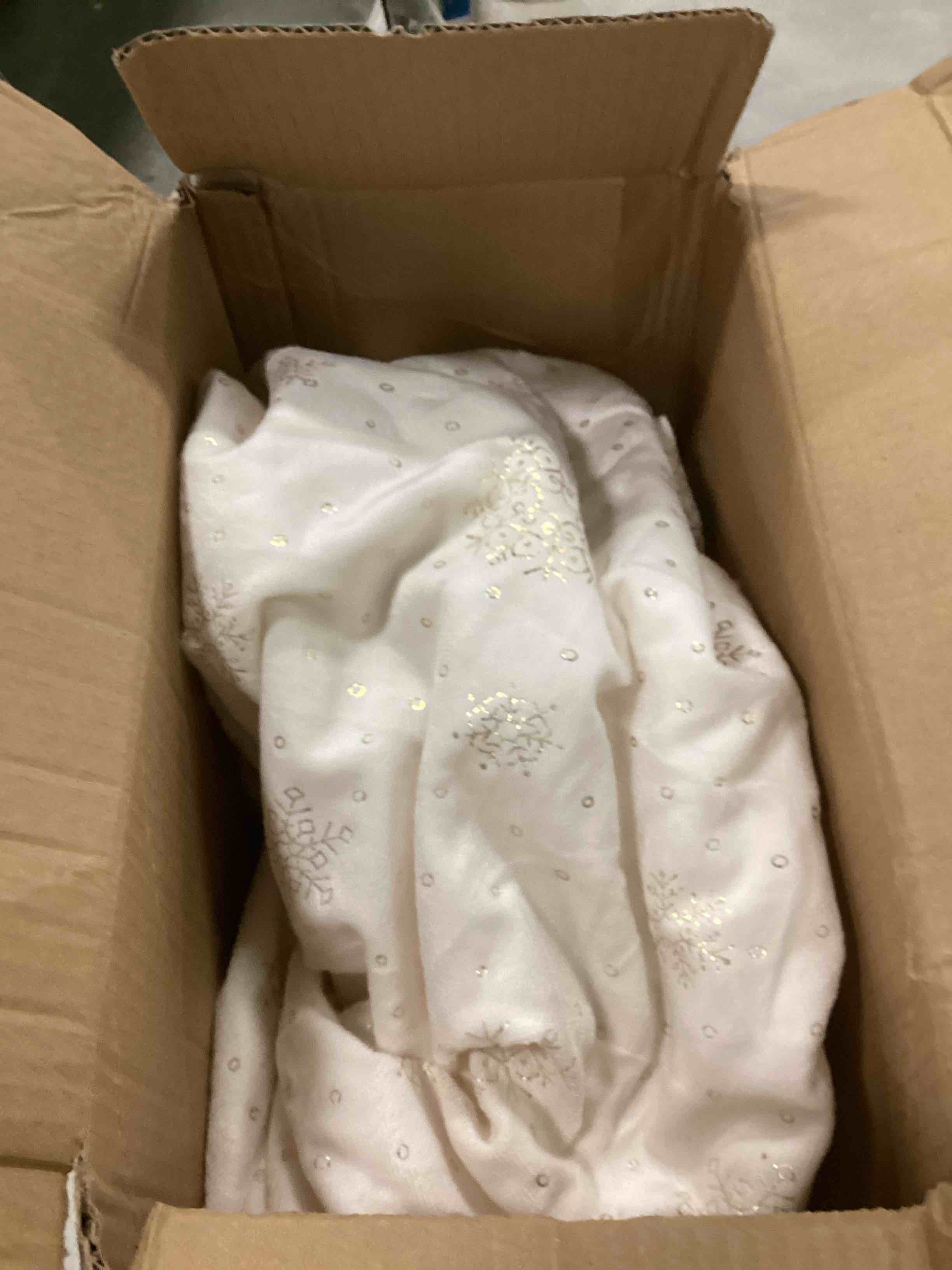https://s3.amazonaws.com/lotting-images-prod/bidfta/GRA1875351_1737374359751.jpeg