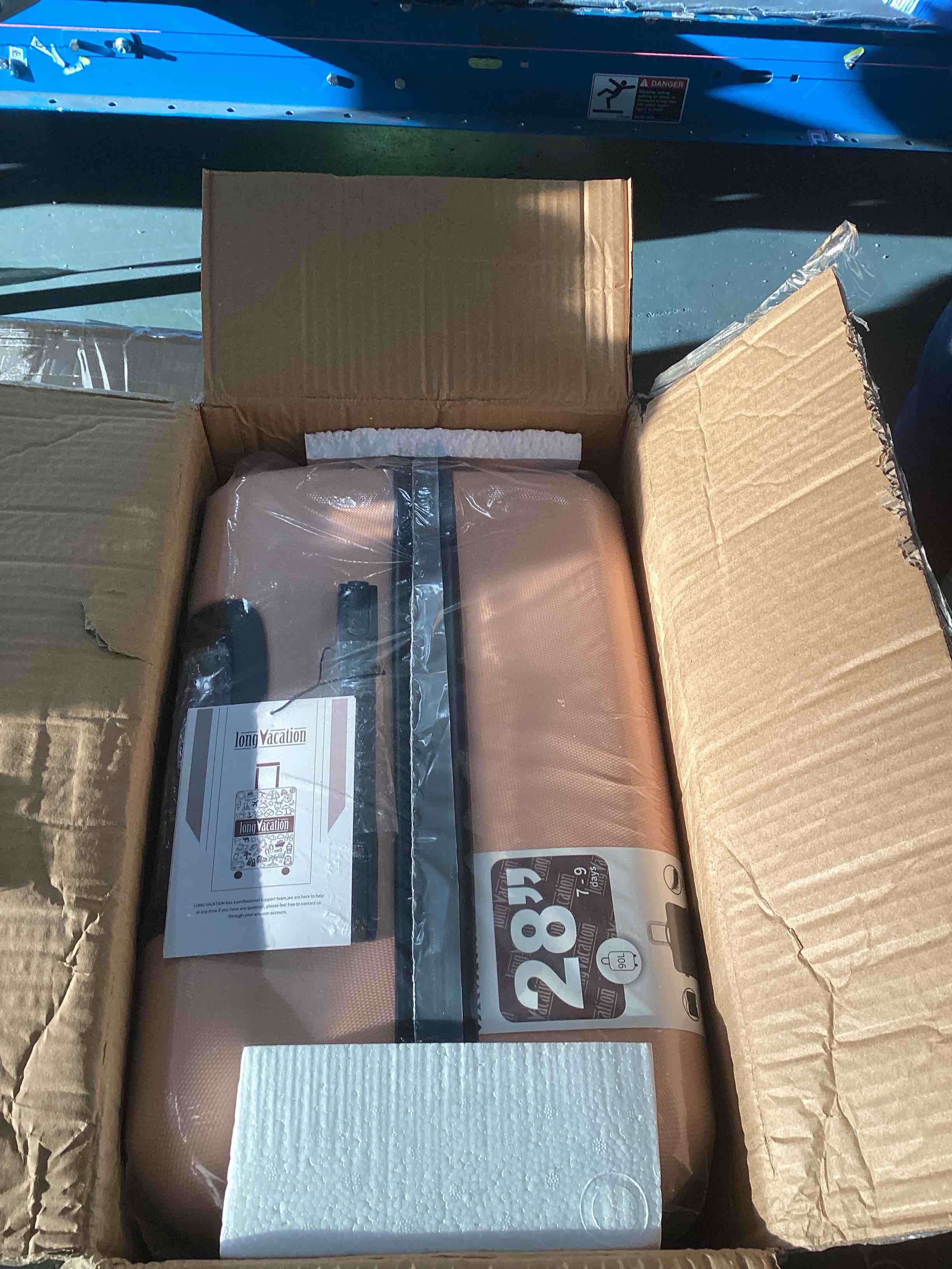 https://s3.amazonaws.com/lotting-images-prod/bidfta/GRA1875428_1737383372802.jpeg