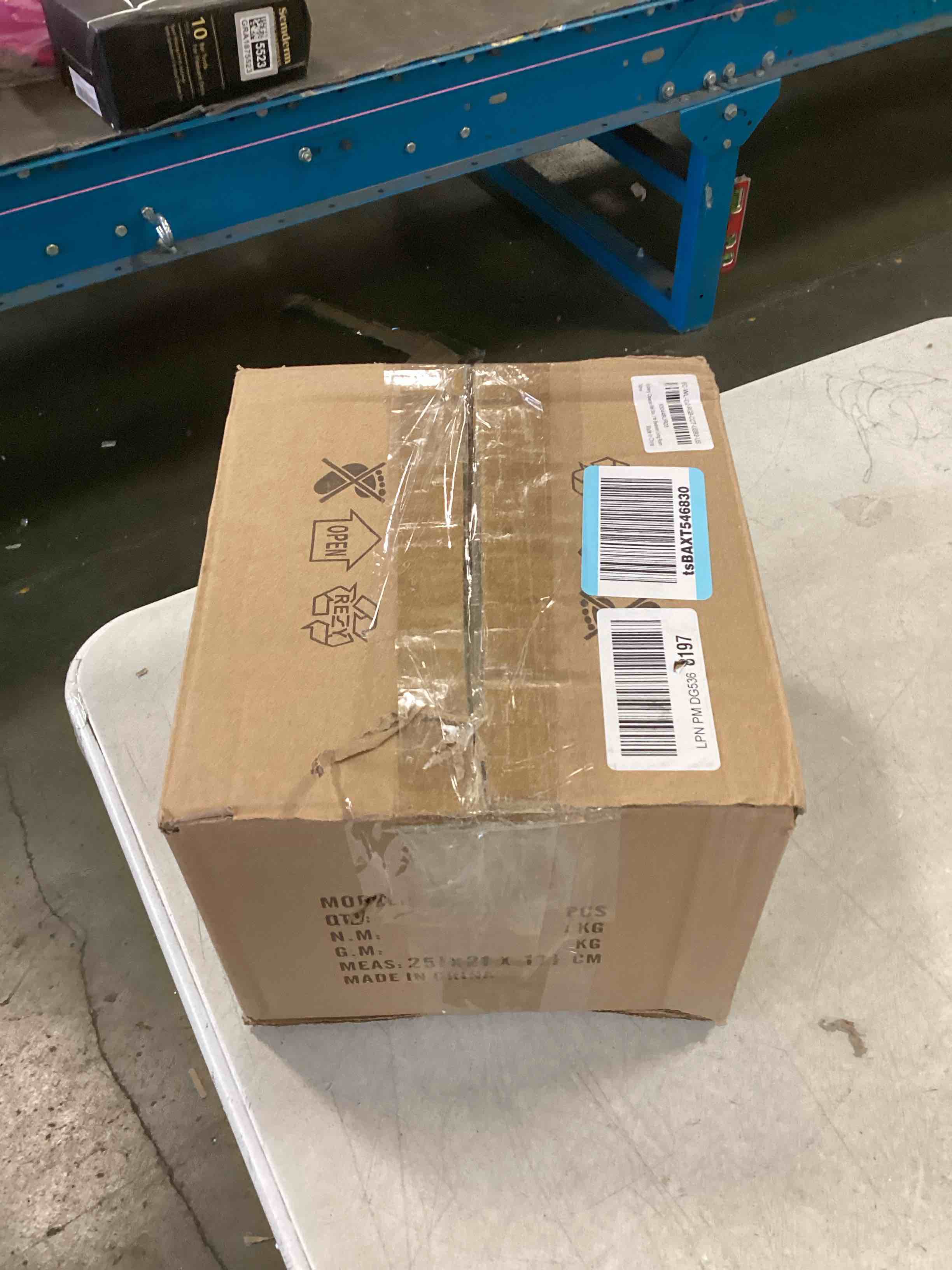 https://s3.amazonaws.com/lotting-images-prod/bidfta/GRA1875533_1737401180931.jpeg