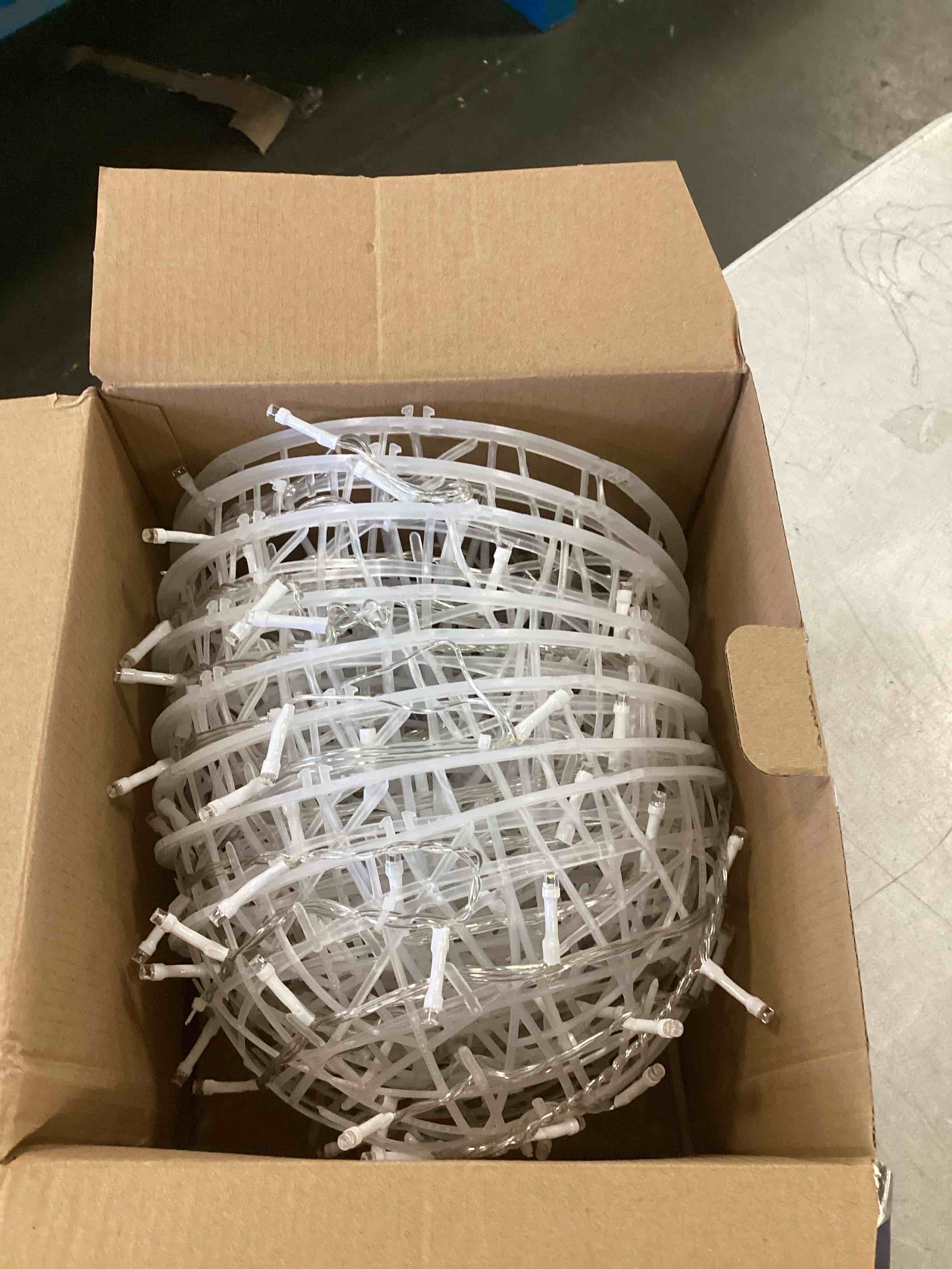 https://s3.amazonaws.com/lotting-images-prod/bidfta/GRA1875541_1737401999802.jpeg