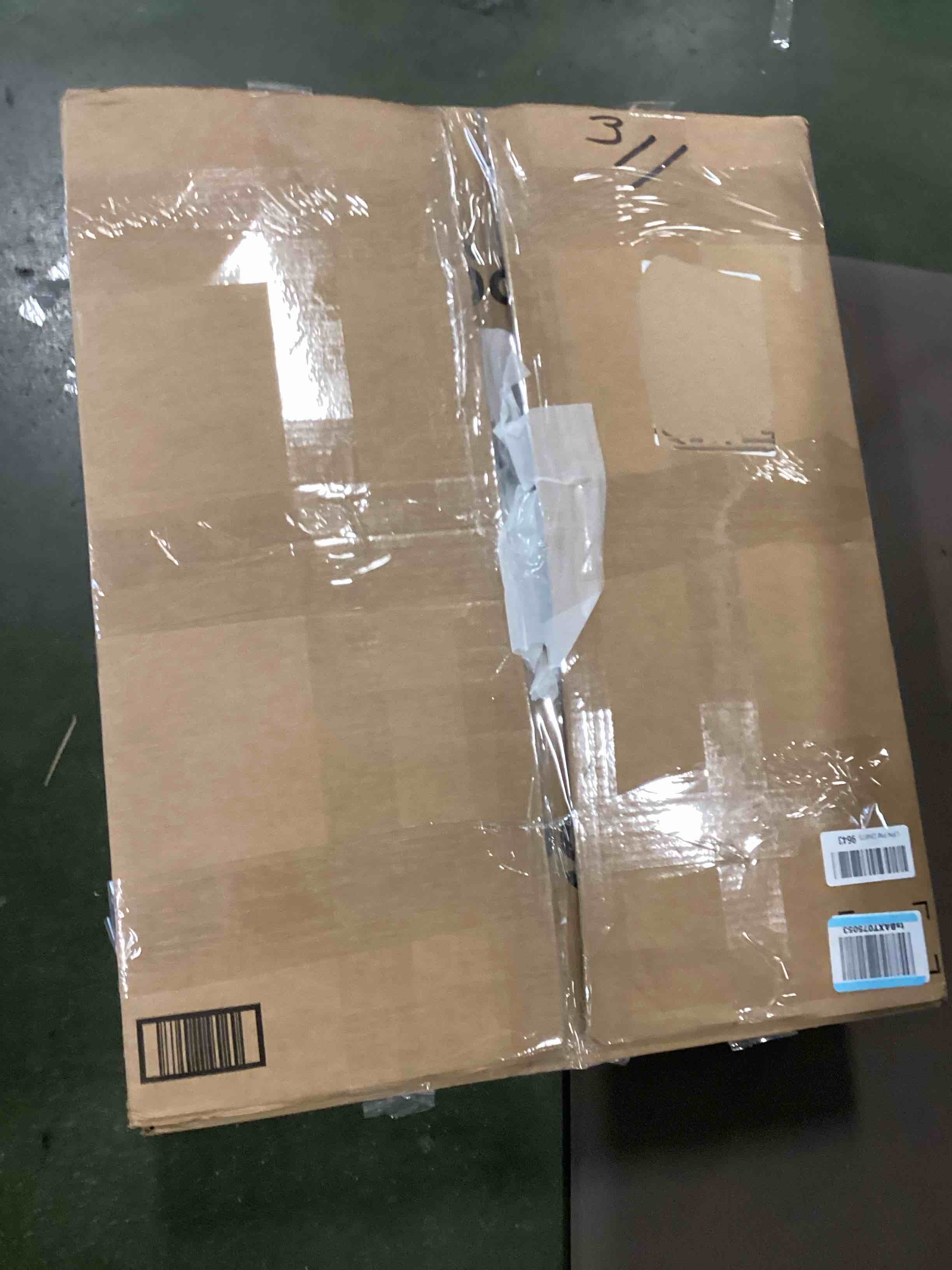 https://s3.amazonaws.com/lotting-images-prod/bidfta/GRA1875633_1737476444387.jpeg