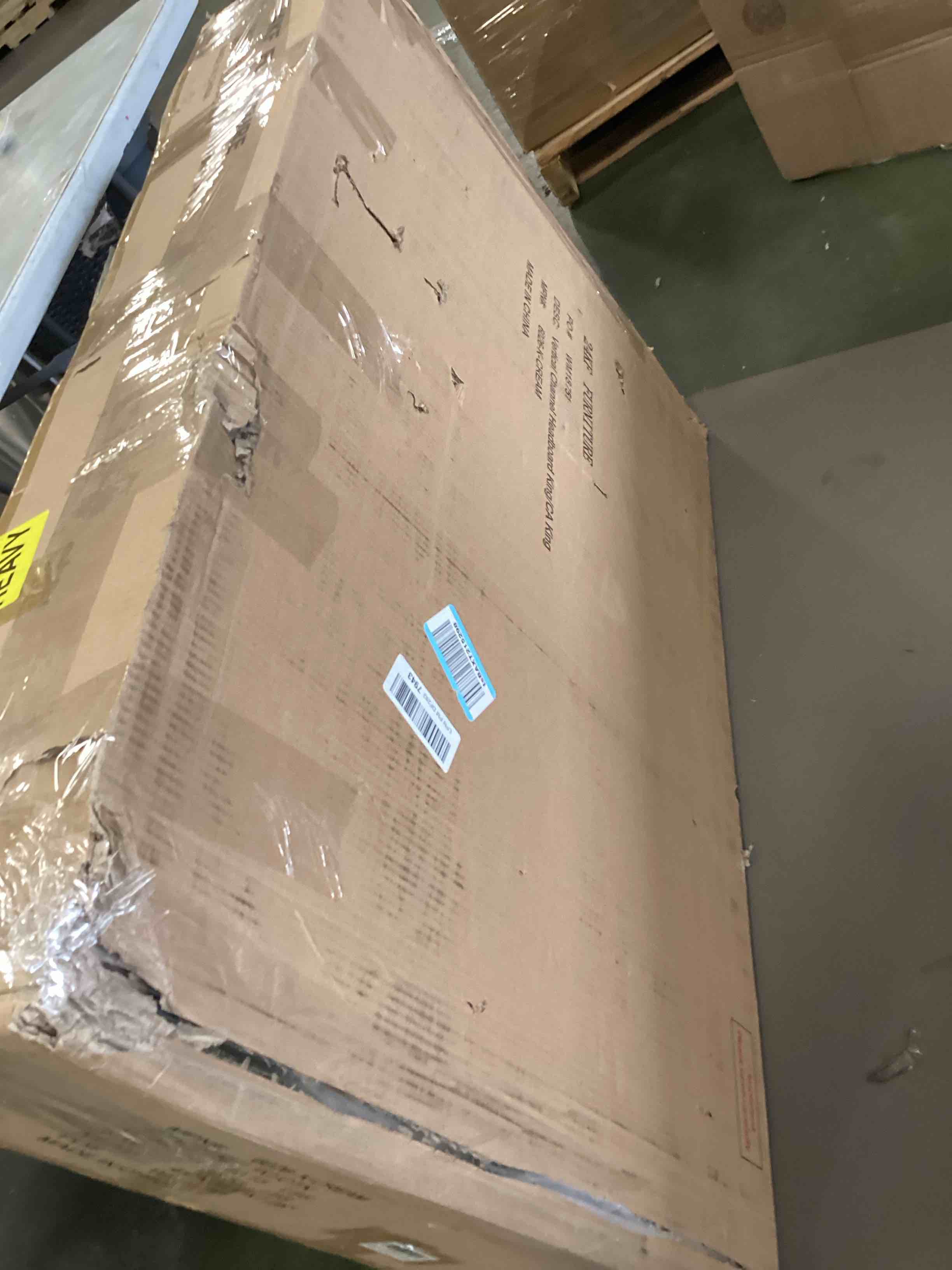 https://s3.amazonaws.com/lotting-images-prod/bidfta/GRA1875635_1737476688318.jpeg