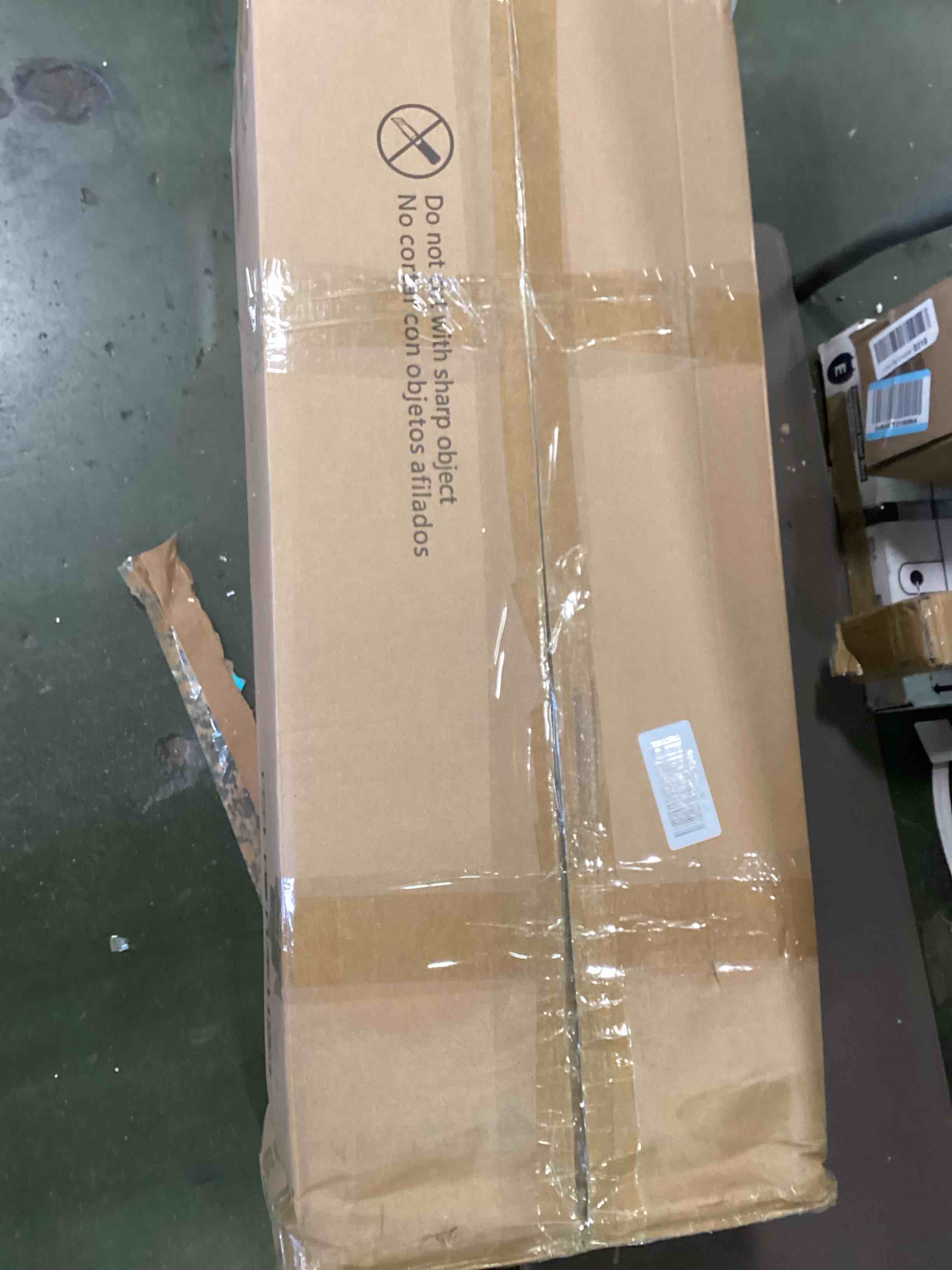 https://s3.amazonaws.com/lotting-images-prod/bidfta/GRA1875690_1737485424792.jpeg