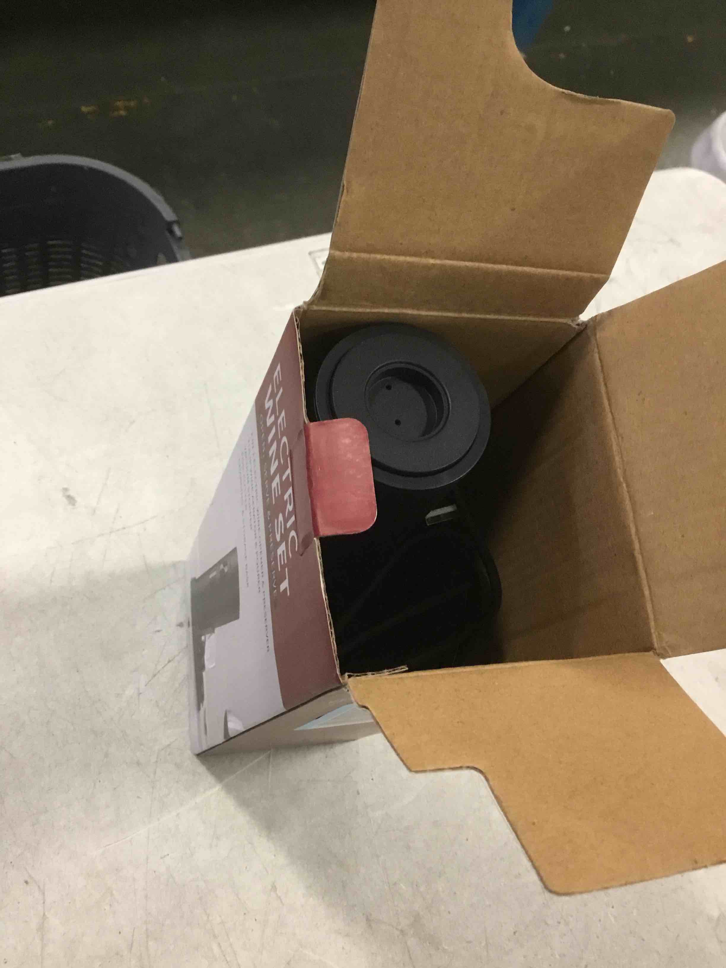 https://s3.amazonaws.com/lotting-images-prod/bidfta/GRA1875945_1737643966338.jpeg