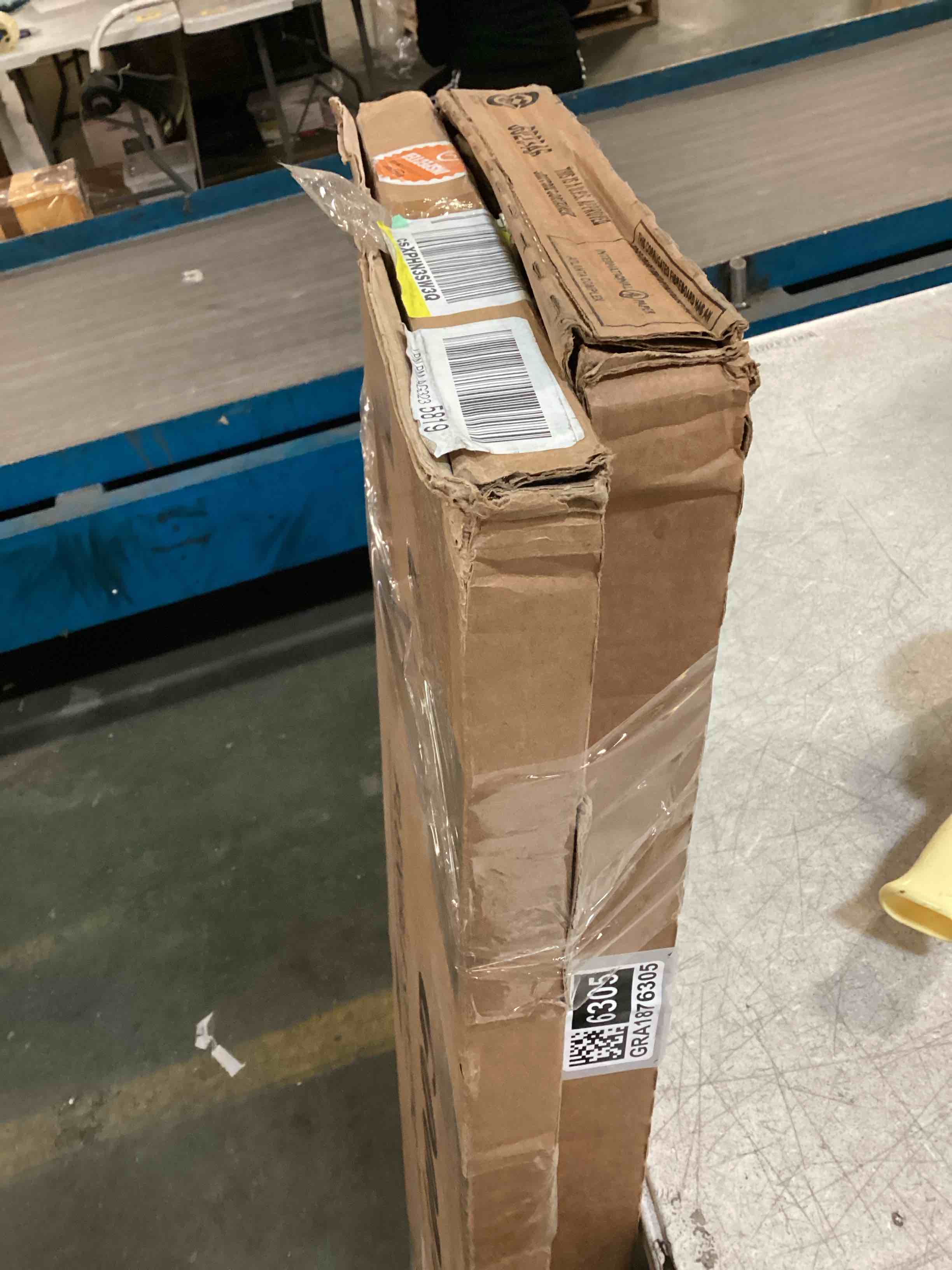 https://s3.amazonaws.com/lotting-images-prod/bidfta/GRA1876305_1734959344020.jpeg