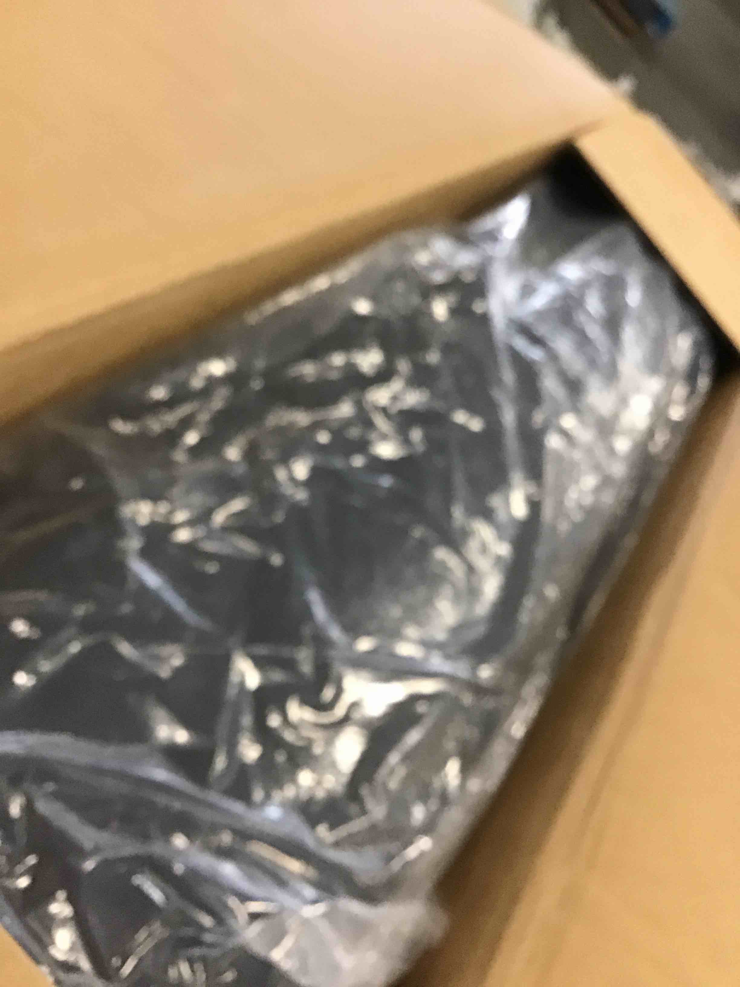 https://s3.amazonaws.com/lotting-images-prod/bidfta/GRA1876598_1735226564303.jpeg