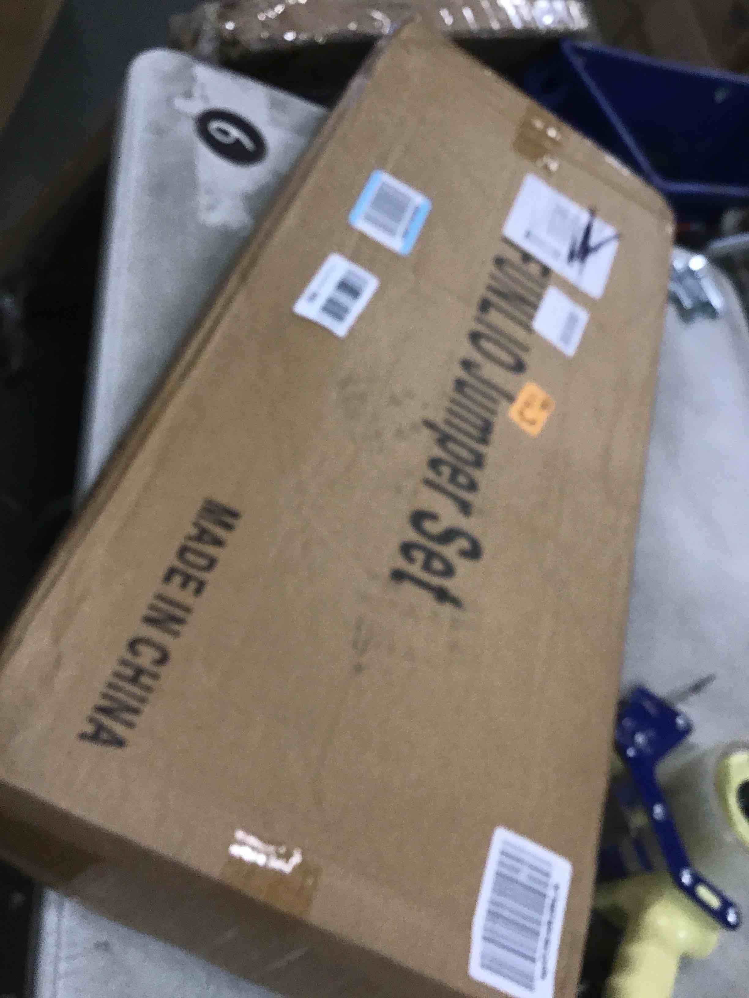https://s3.amazonaws.com/lotting-images-prod/bidfta/GRA1876774_1735243366682.jpeg