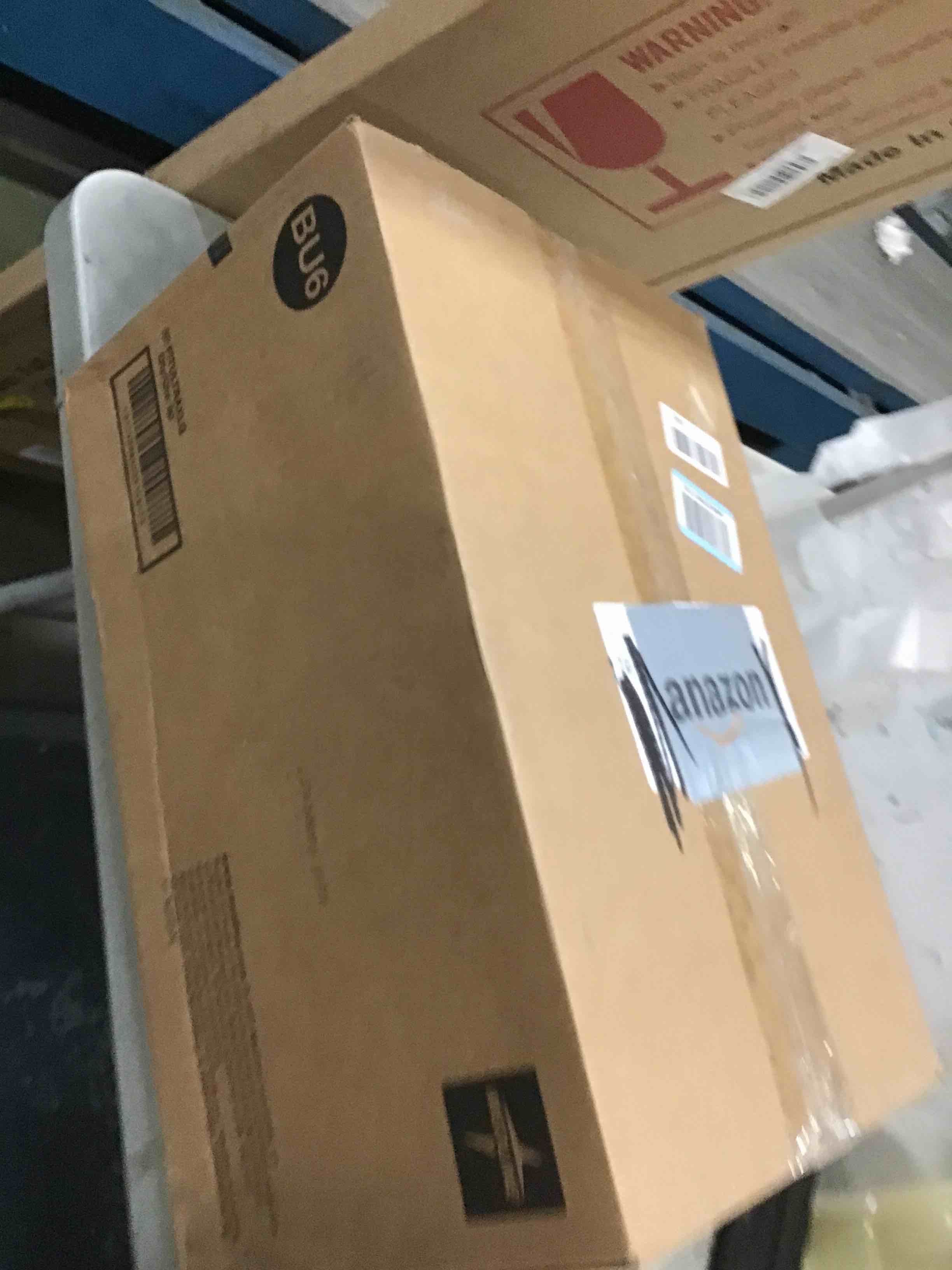 https://s3.amazonaws.com/lotting-images-prod/bidfta/GRA1877221_1735561672630.jpeg