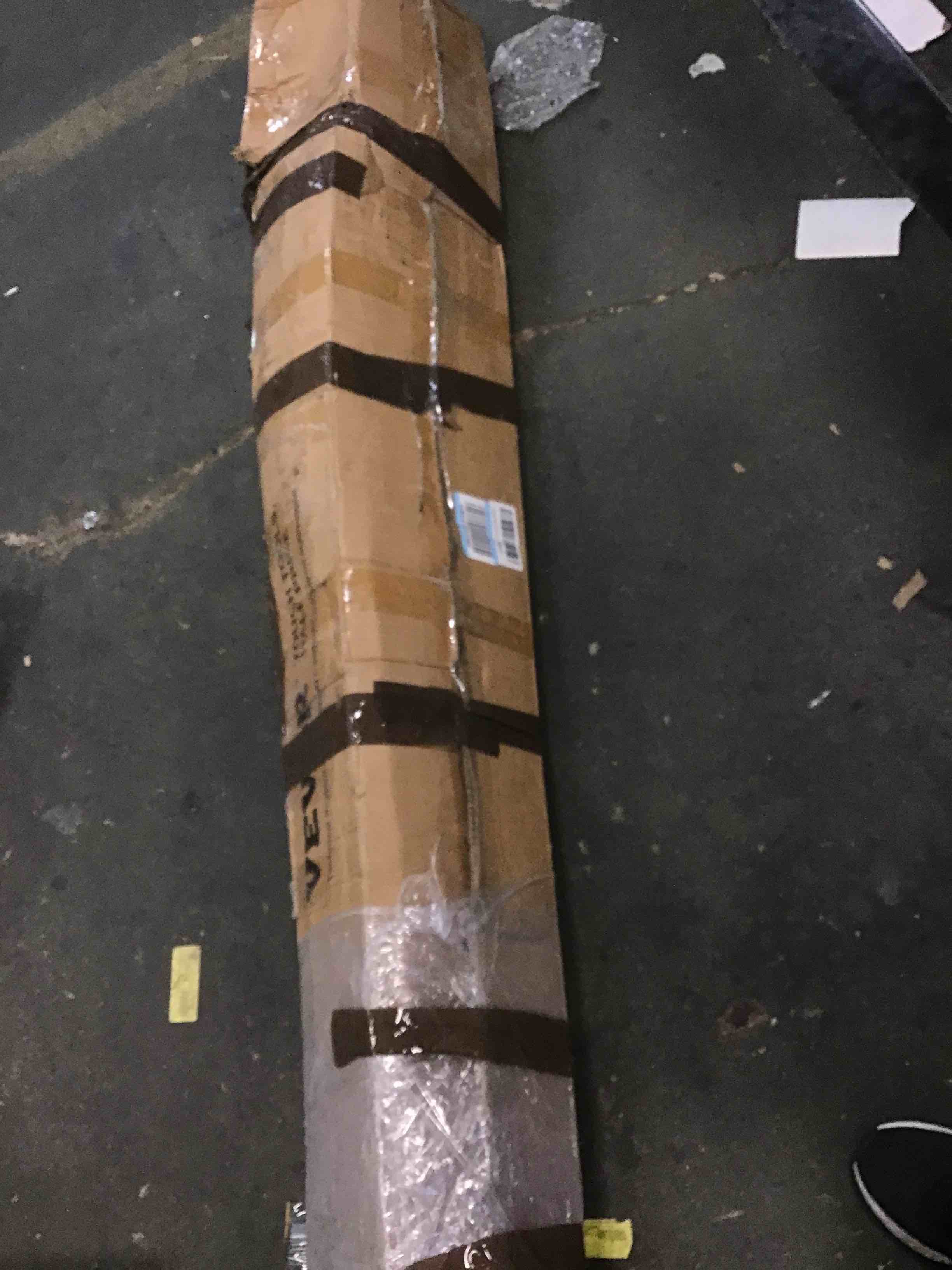 https://s3.amazonaws.com/lotting-images-prod/bidfta/GRA1877516_1735583948573.jpeg