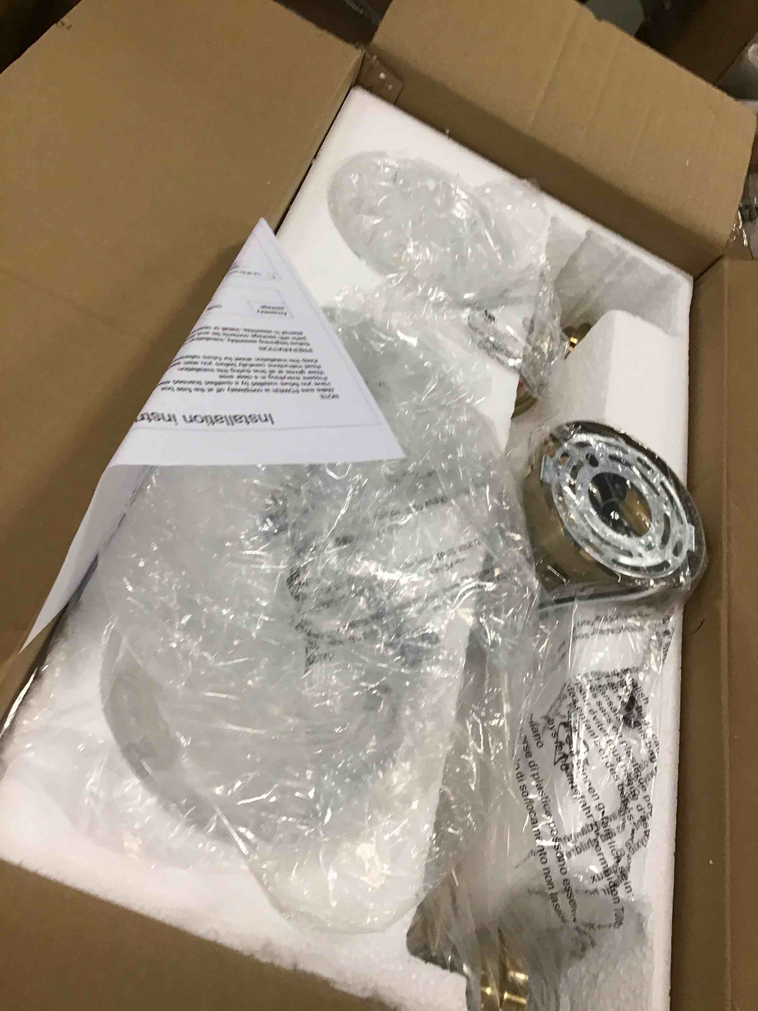 https://s3.amazonaws.com/lotting-images-prod/bidfta/GRA1878017_1735820297673.jpeg