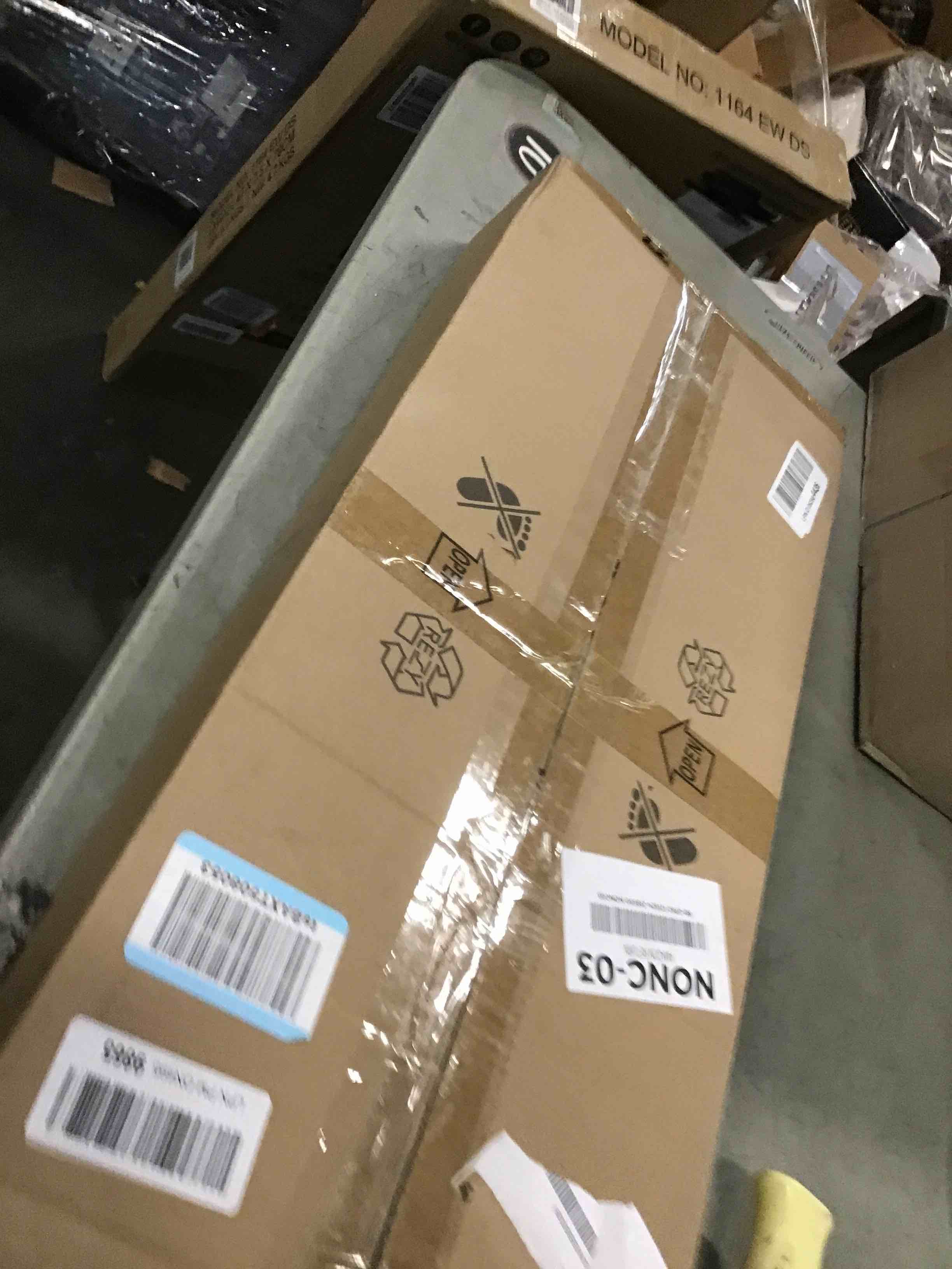 https://s3.amazonaws.com/lotting-images-prod/bidfta/GRA1878232_1735838953541.jpeg