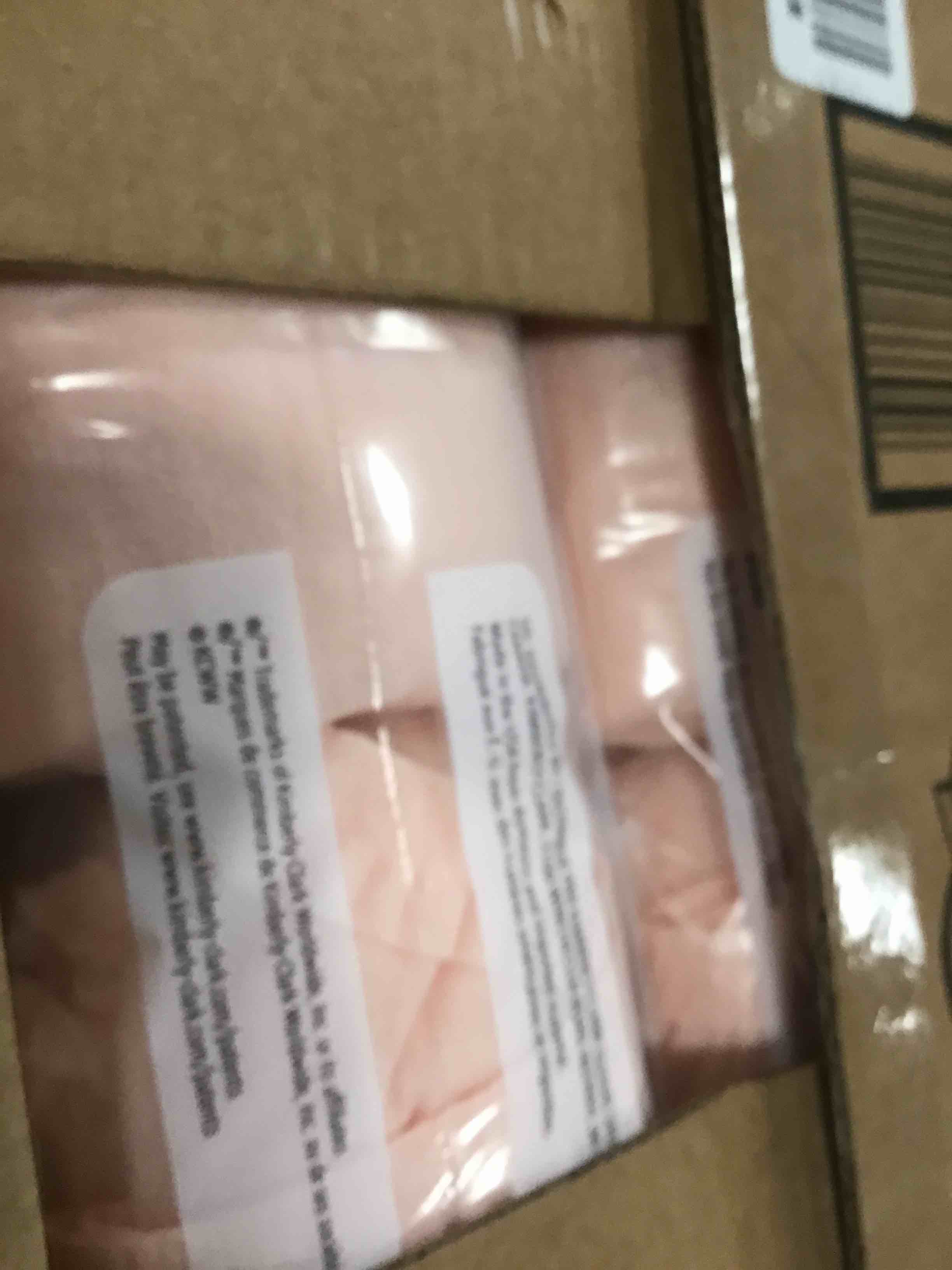 https://s3.amazonaws.com/lotting-images-prod/bidfta/GRA1878233_1735839014866.jpeg