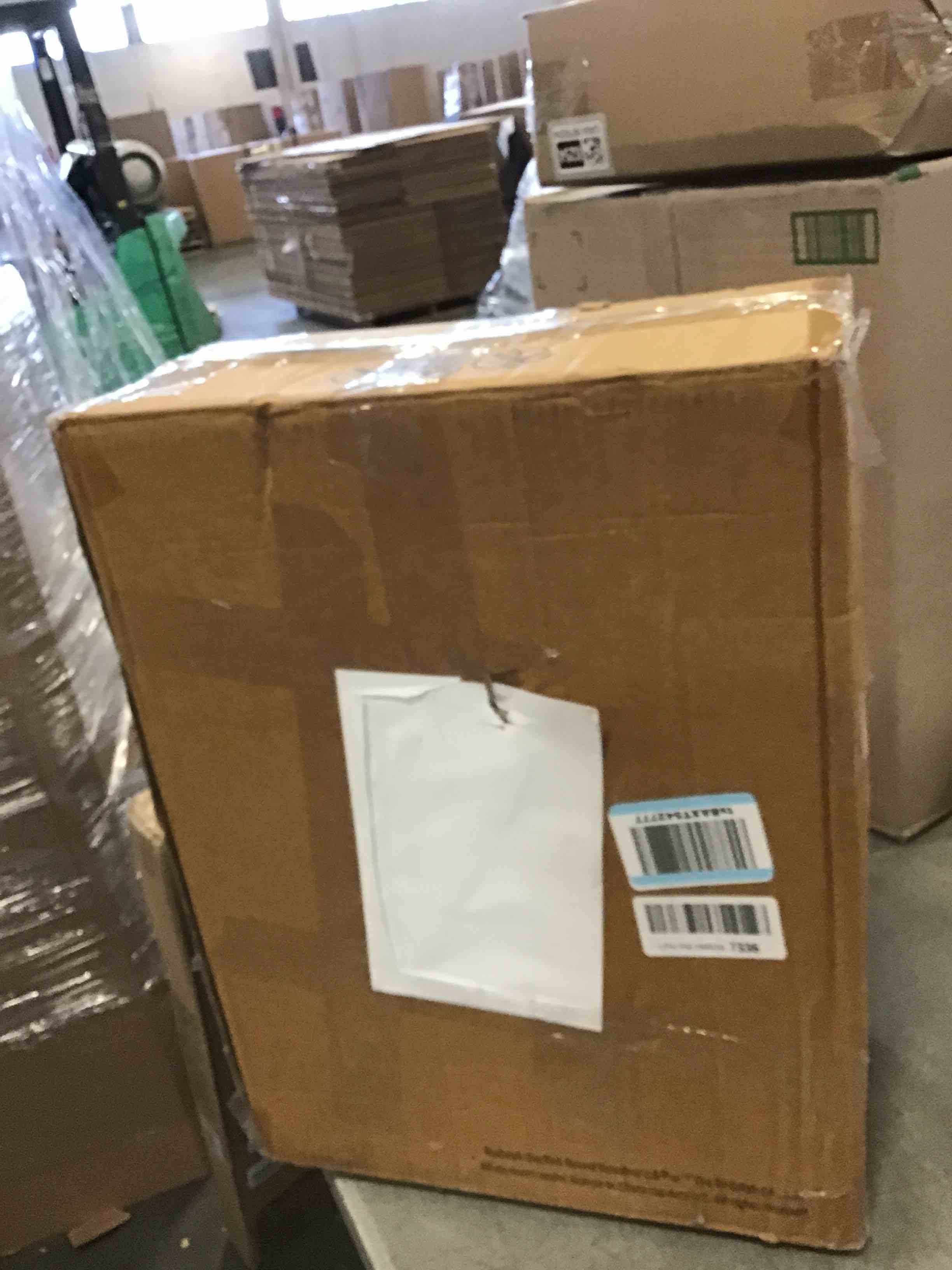 https://s3.amazonaws.com/lotting-images-prod/bidfta/GRA1878274_1735844135117.jpeg