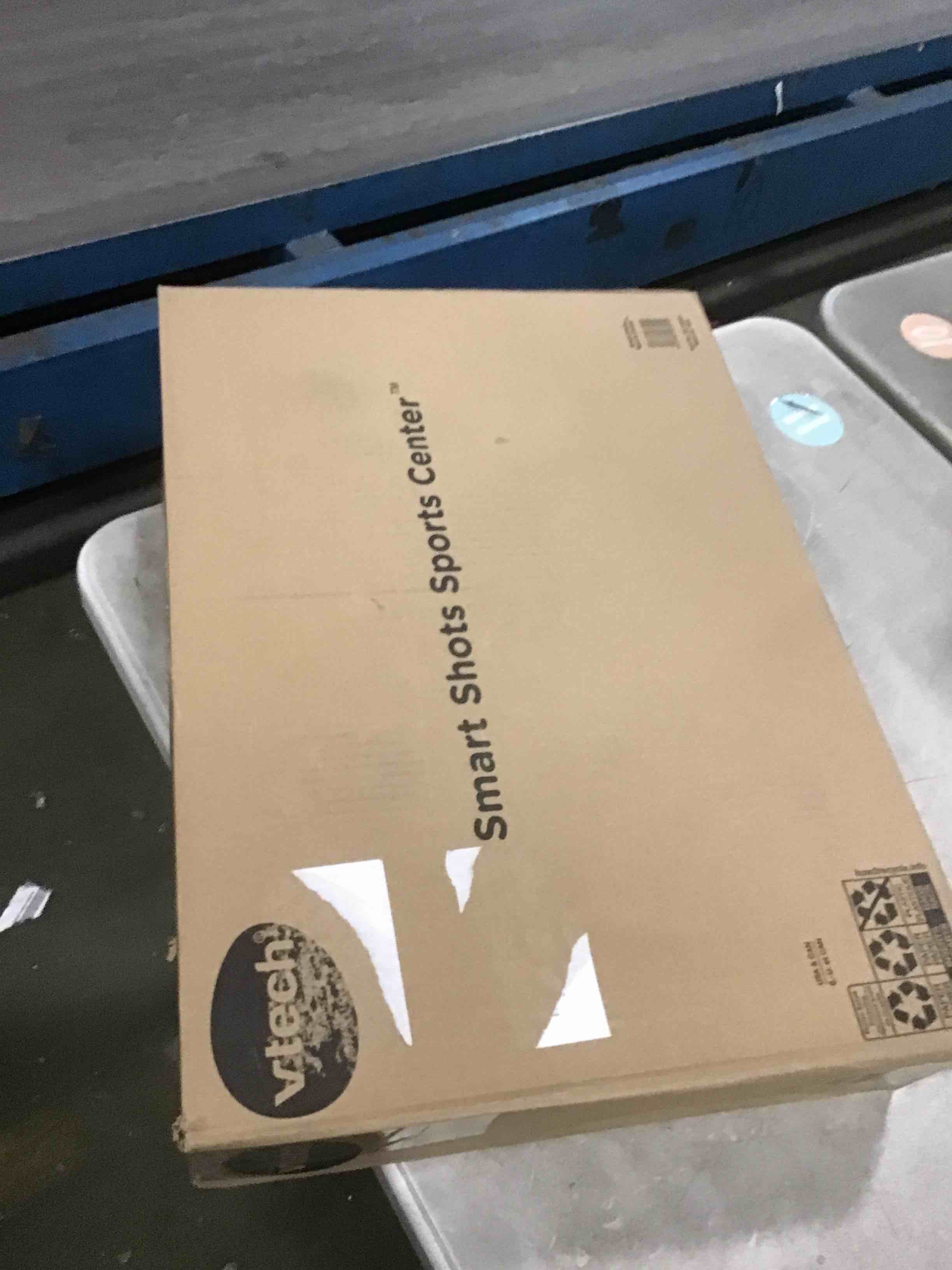 https://s3.amazonaws.com/lotting-images-prod/bidfta/GRA1878728_1736773484553.jpeg