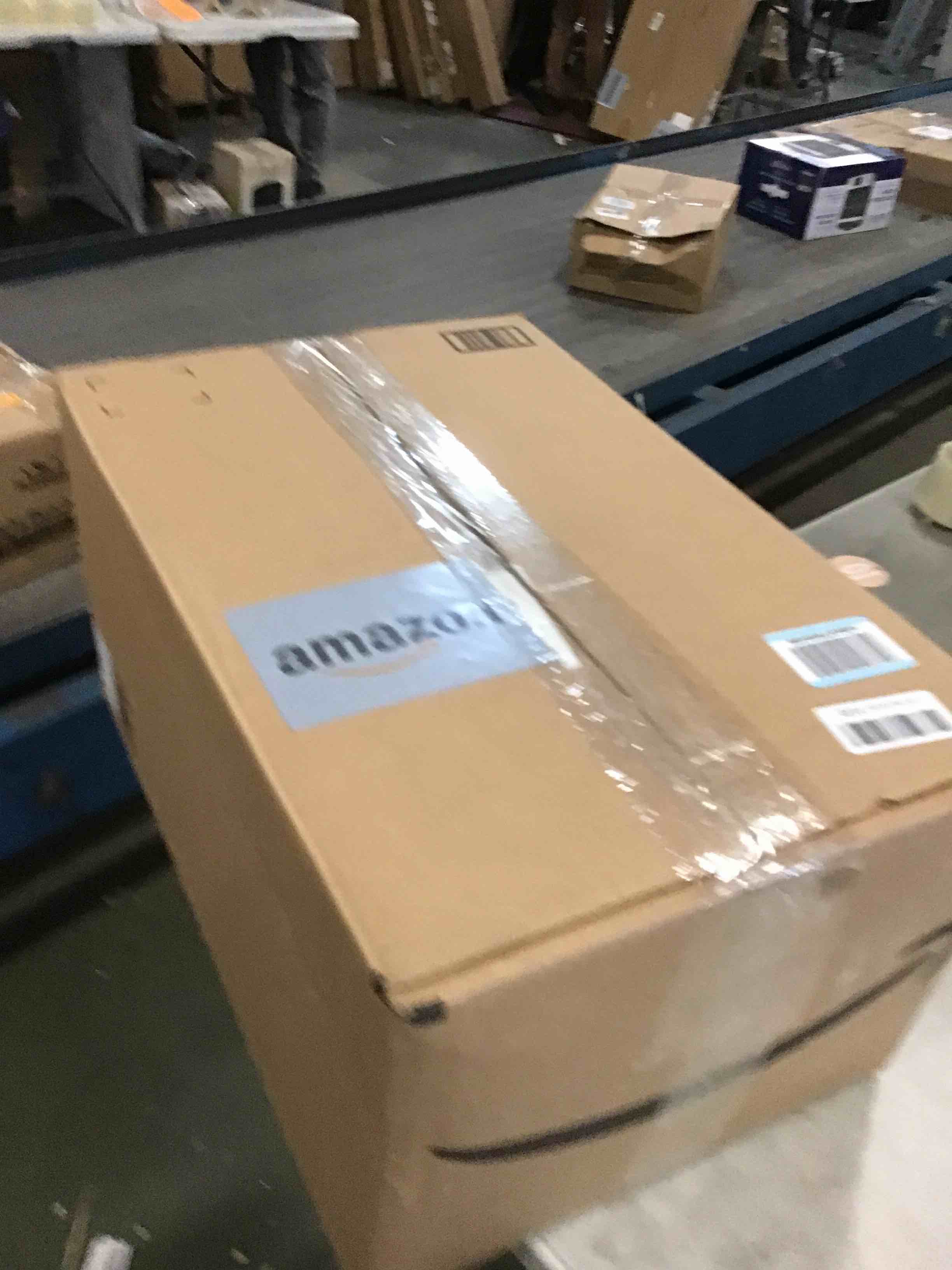 https://s3.amazonaws.com/lotting-images-prod/bidfta/GRA1878775_1736777624909.jpeg