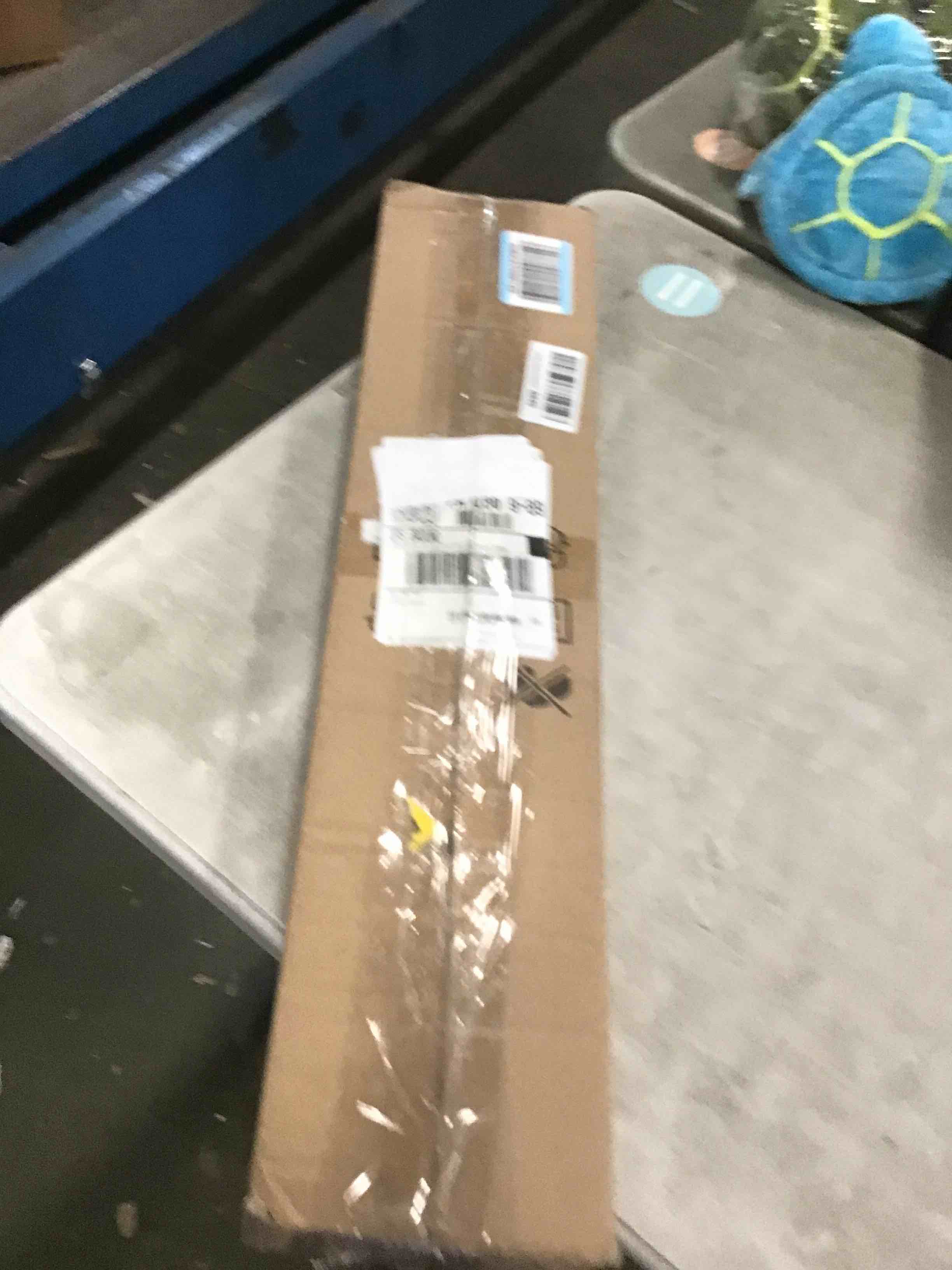 https://s3.amazonaws.com/lotting-images-prod/bidfta/GRA1878864_1736787359478.jpeg