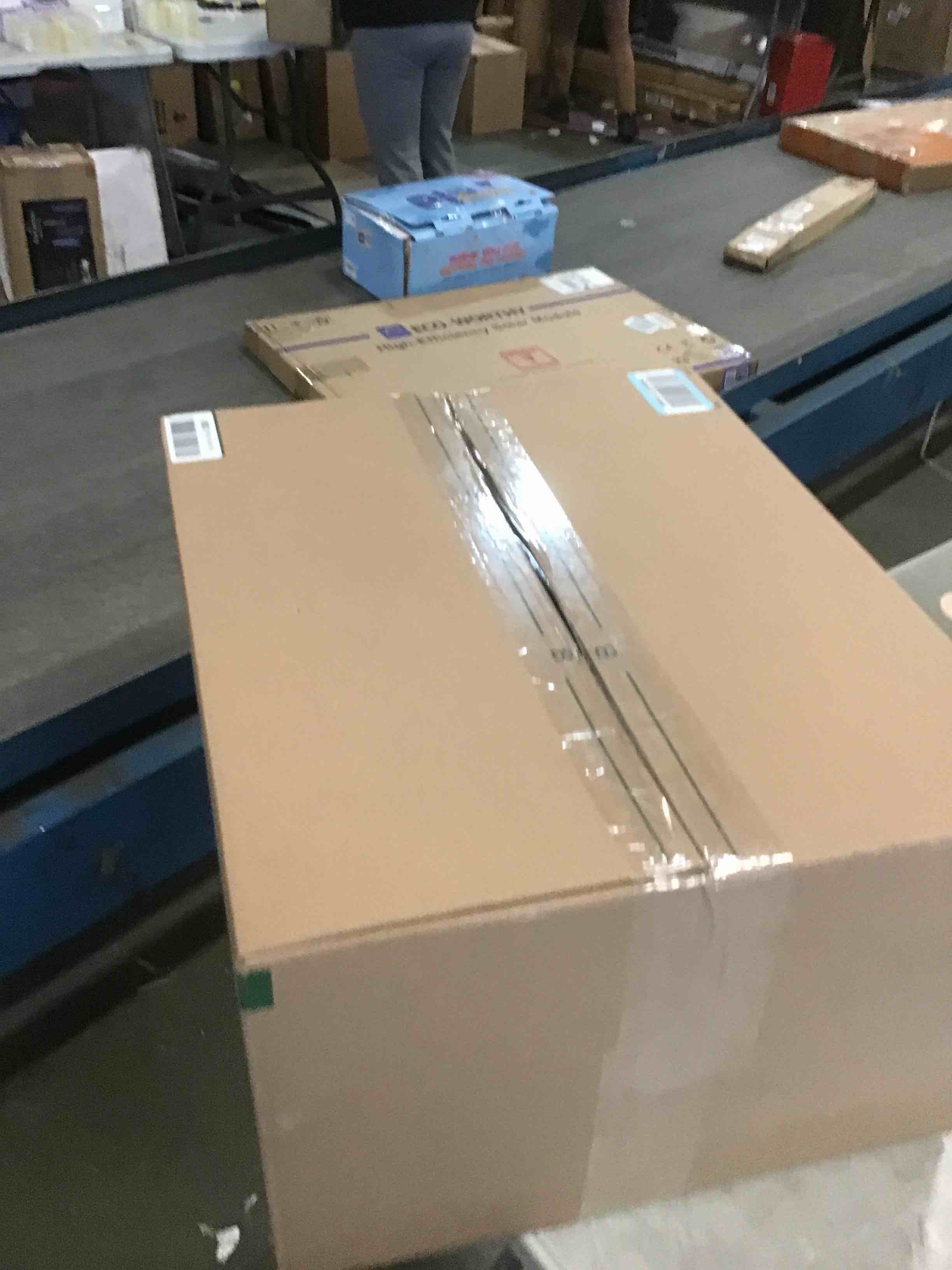 https://s3.amazonaws.com/lotting-images-prod/bidfta/GRA1878870_1736787821127.jpeg