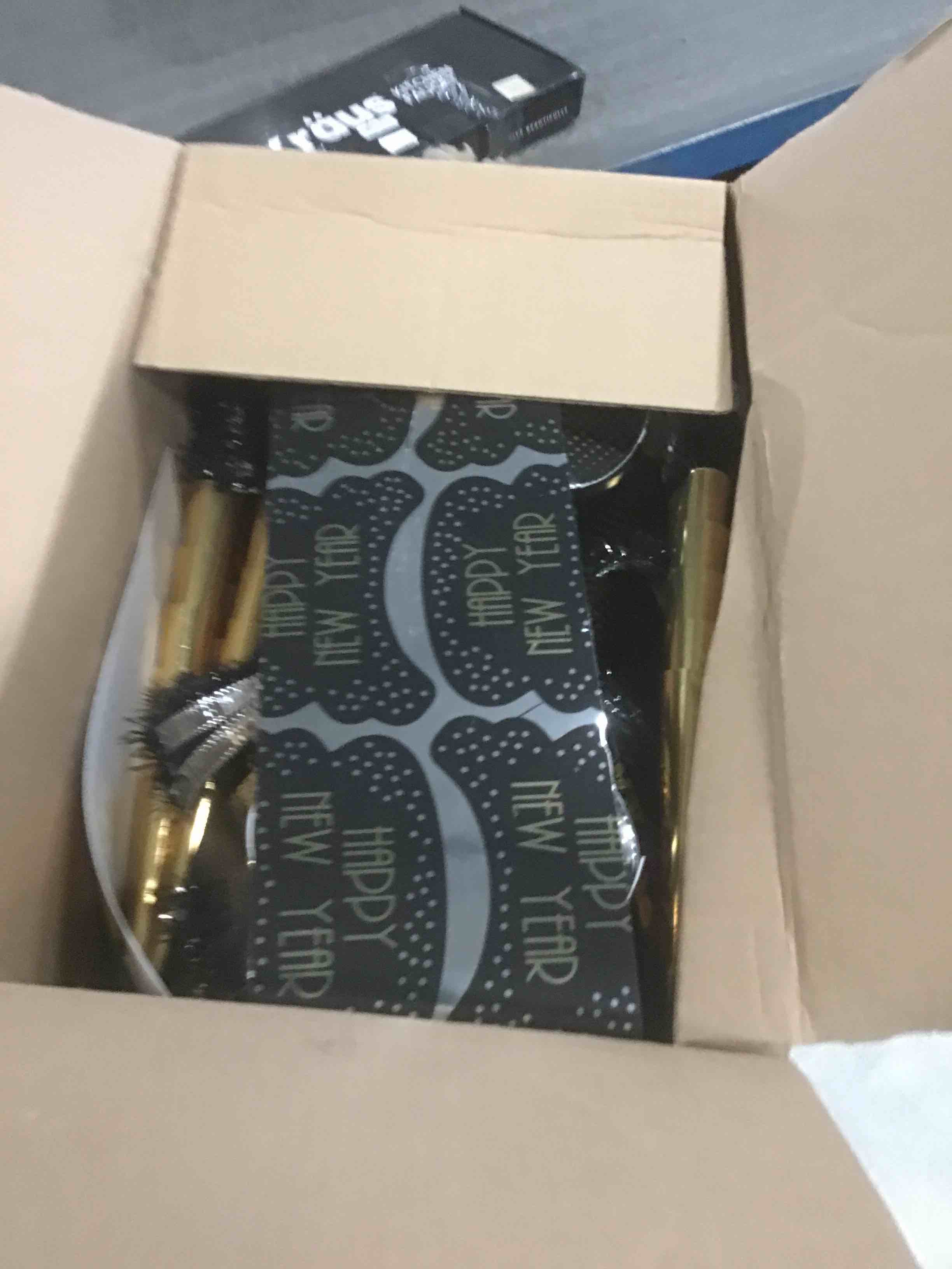 https://s3.amazonaws.com/lotting-images-prod/bidfta/GRA1878987_1736801689873.jpeg