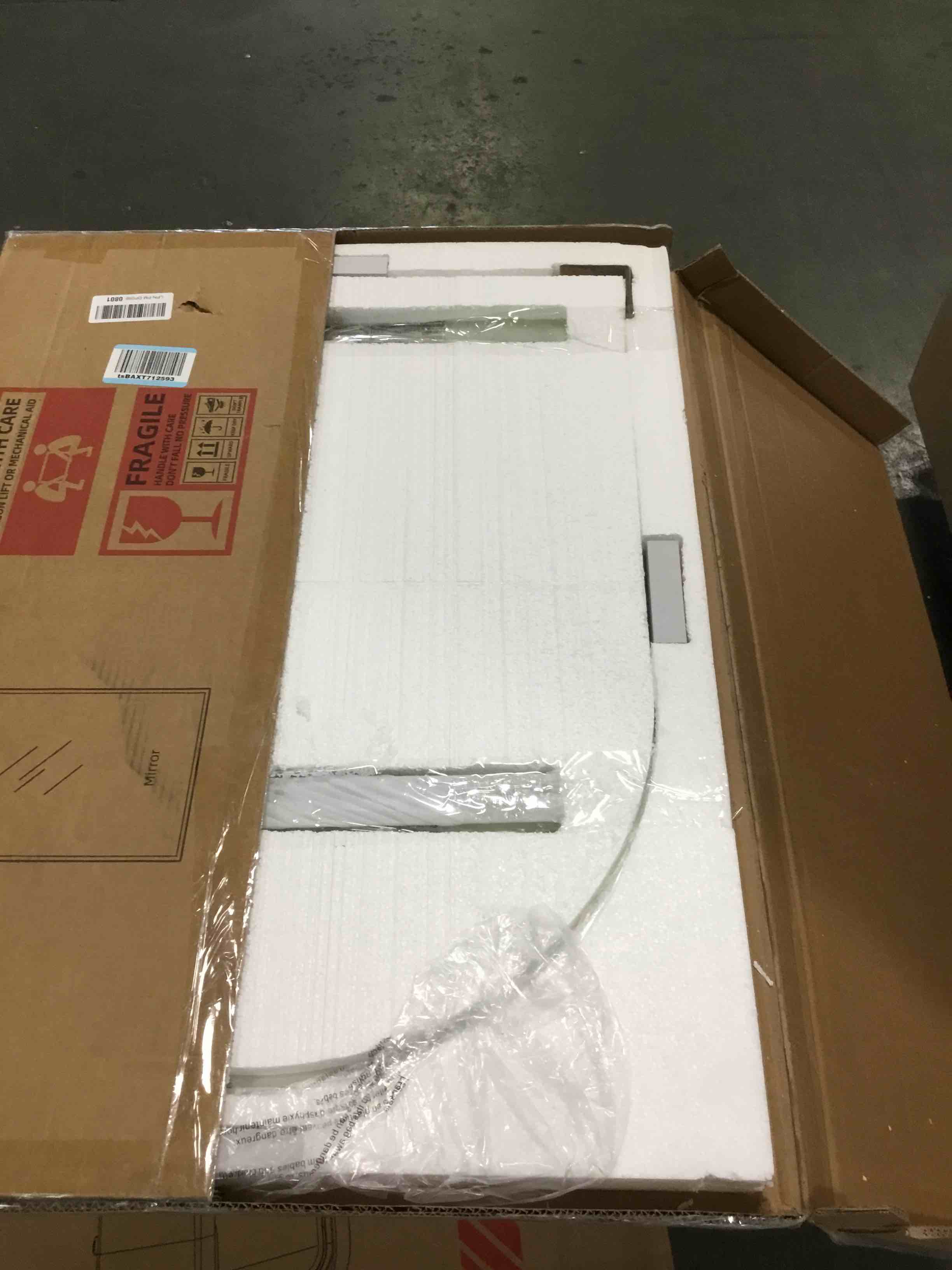 https://s3.amazonaws.com/lotting-images-prod/bidfta/GRA1879268_1741804626944.jpeg