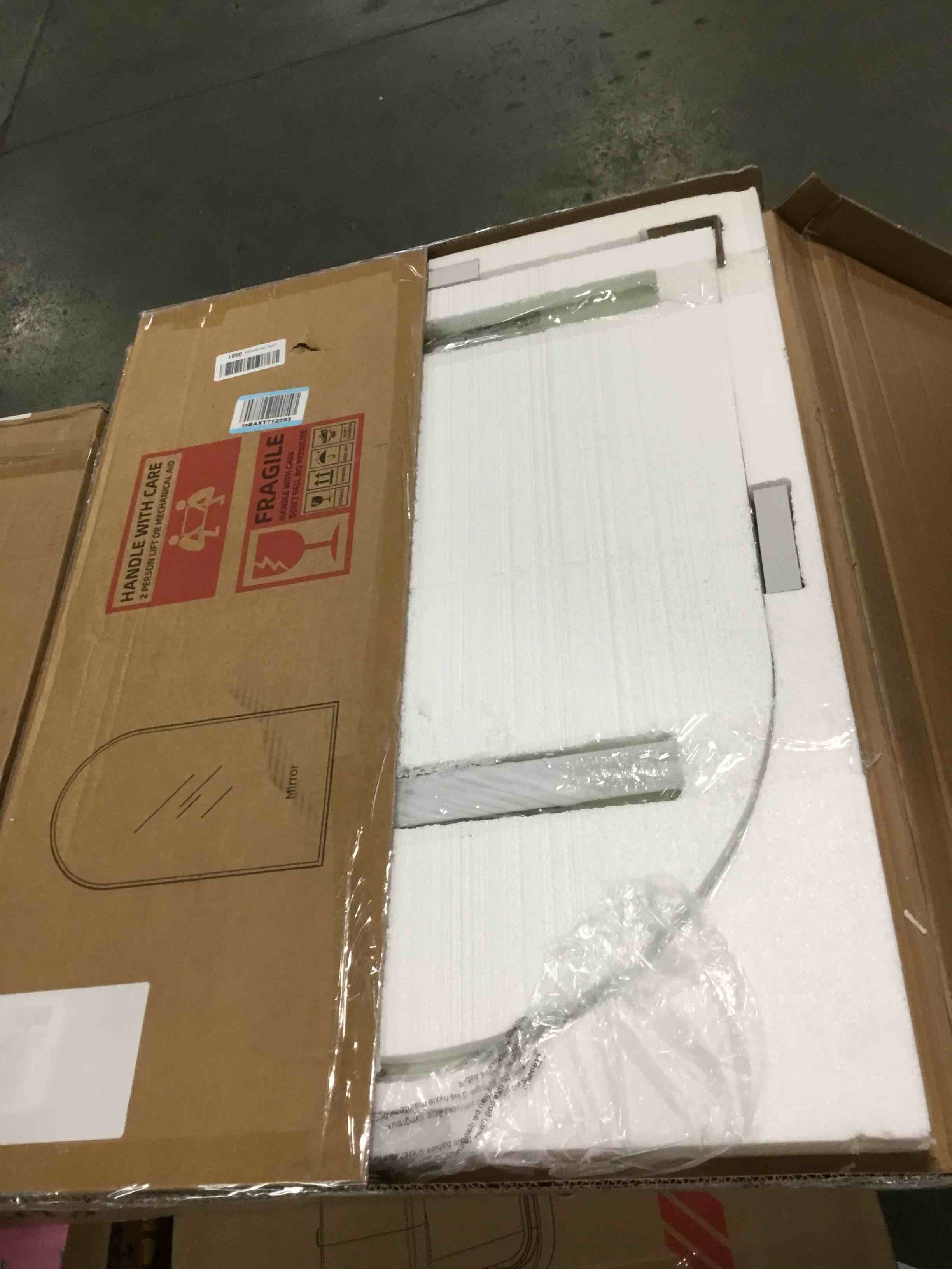 https://s3.amazonaws.com/lotting-images-prod/bidfta/GRA1879268_1741804629792.jpeg