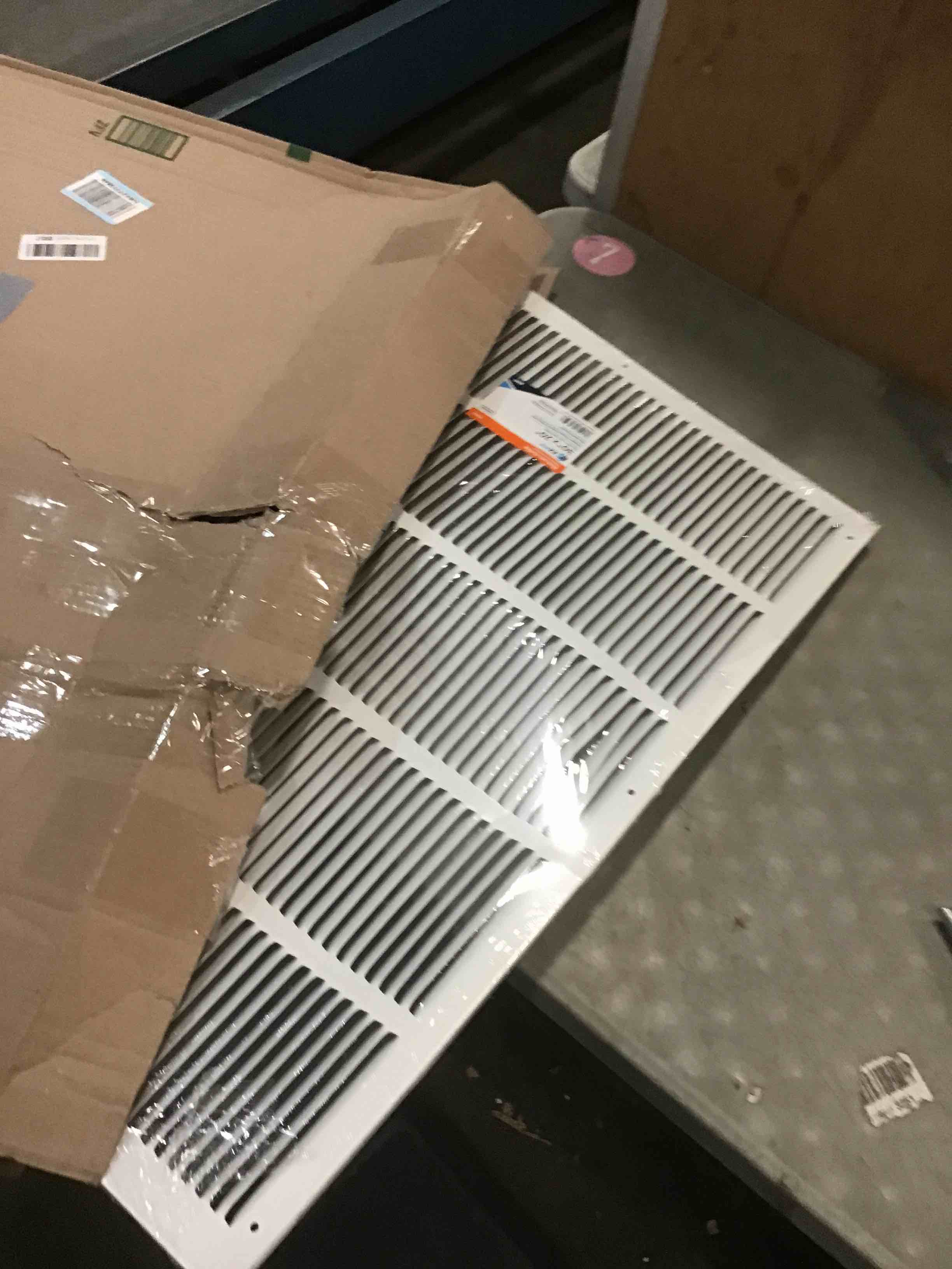 https://s3.amazonaws.com/lotting-images-prod/bidfta/GRA1879474_1742325724421.jpeg
