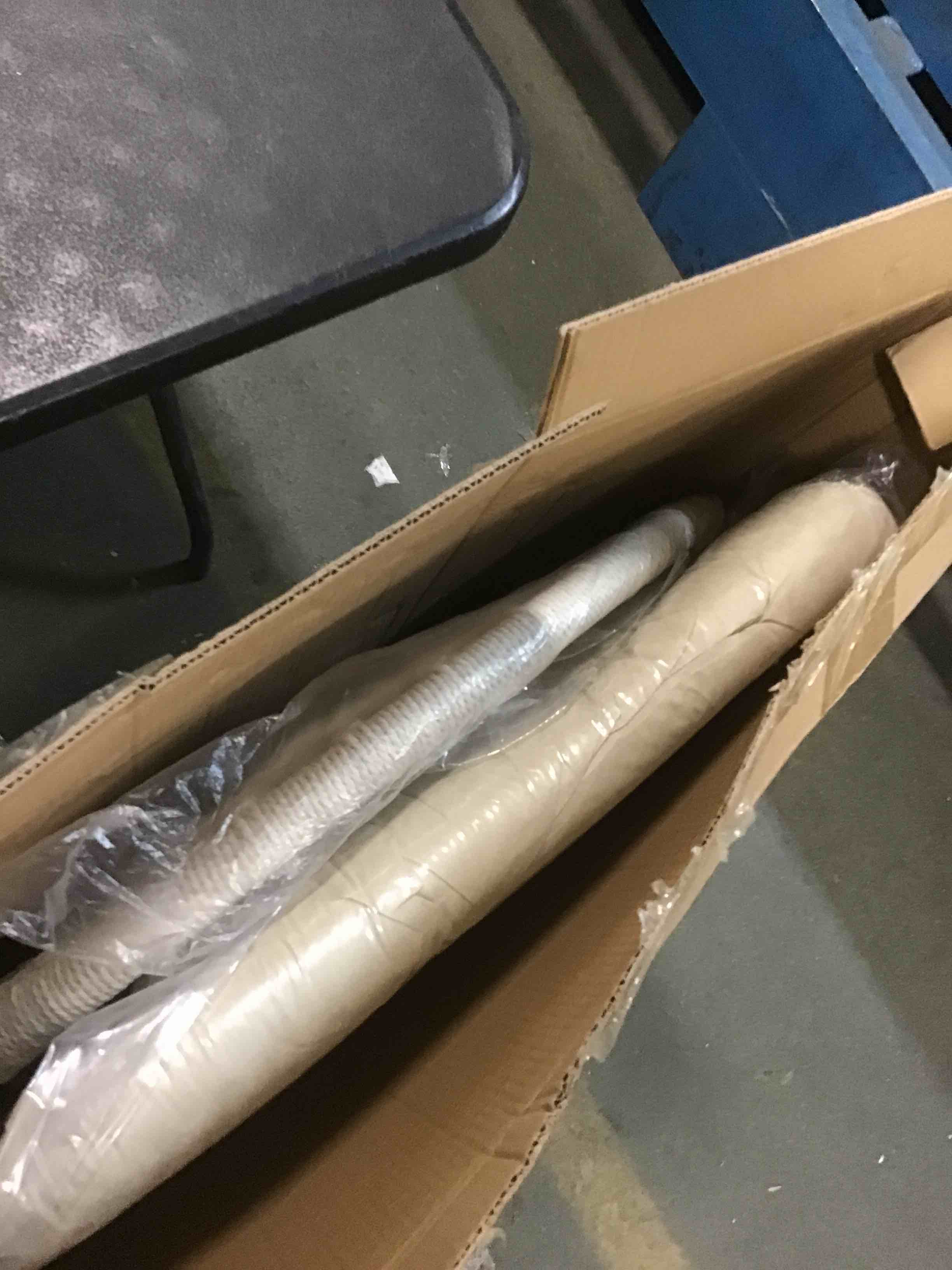 https://s3.amazonaws.com/lotting-images-prod/bidfta/GRA1879518_1742387349200.jpeg