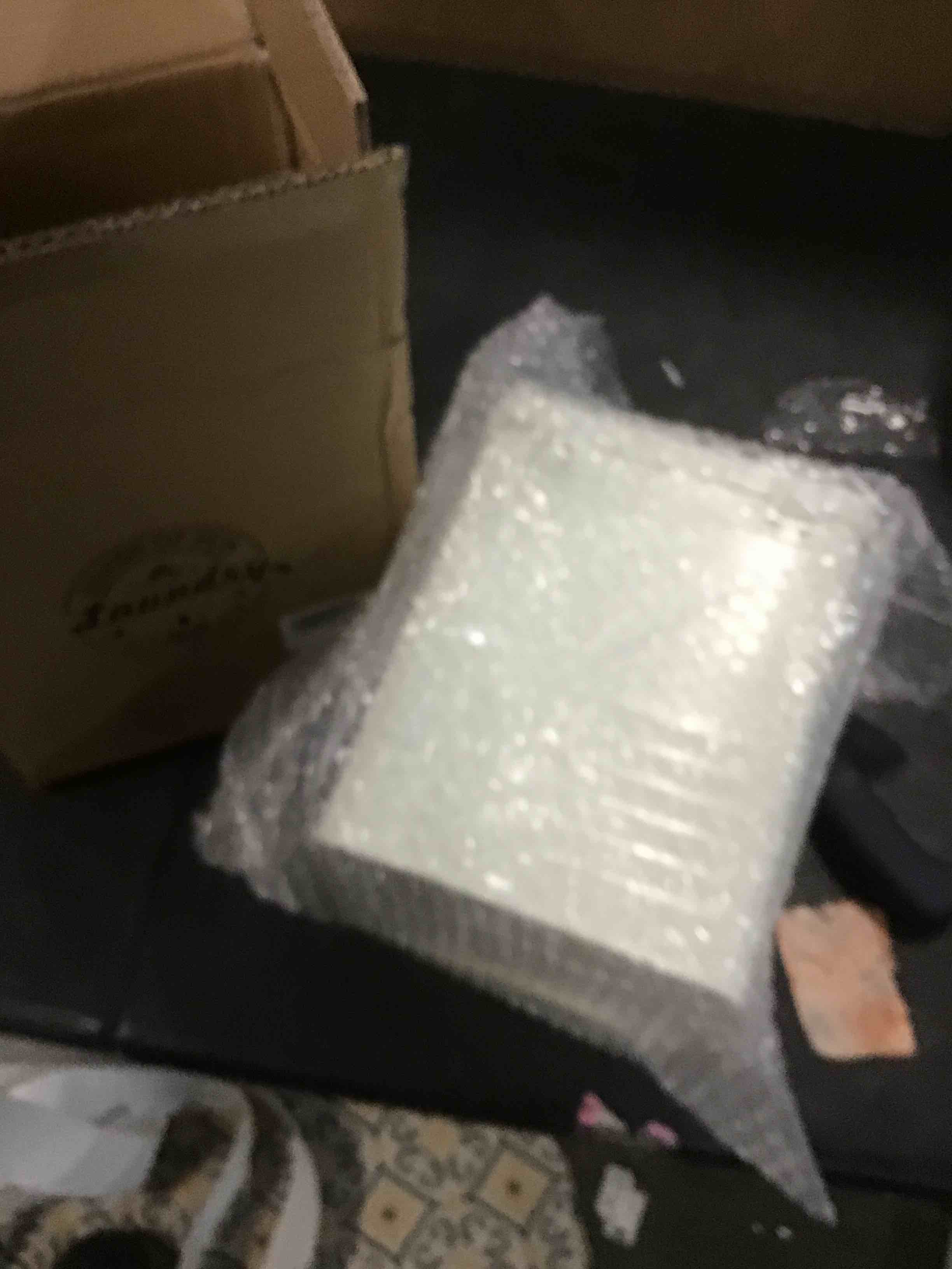 https://s3.amazonaws.com/lotting-images-prod/bidfta/GRA1879712_1742406416937.jpeg